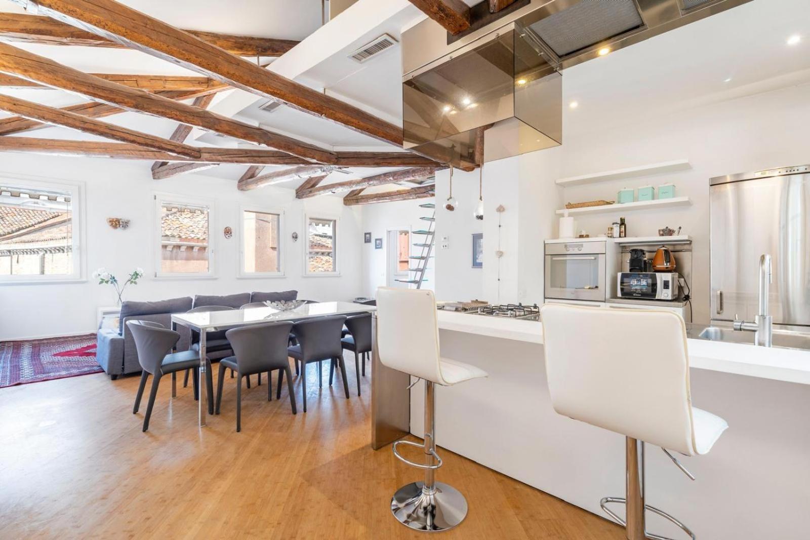 ComeCasa 3 min walk from San Marco Apartment with beautiful roof terrace