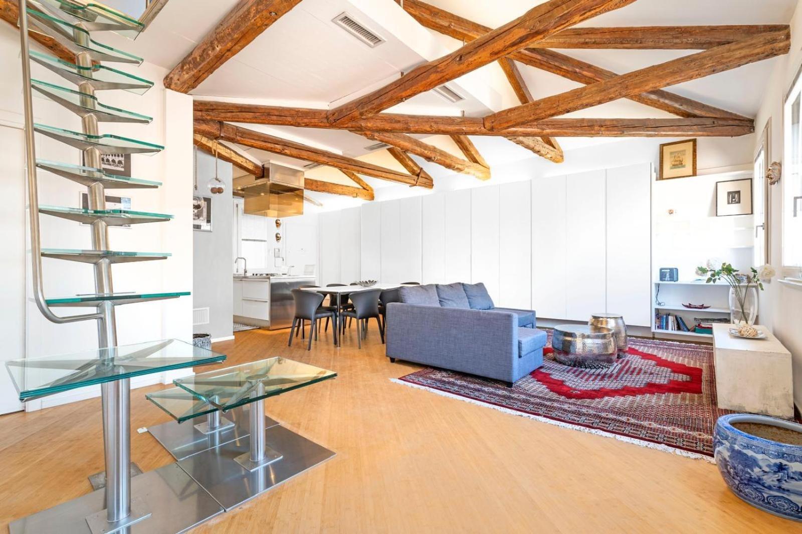 ComeCasa 3 min walk from San Marco Apartment with beautiful roof terrace