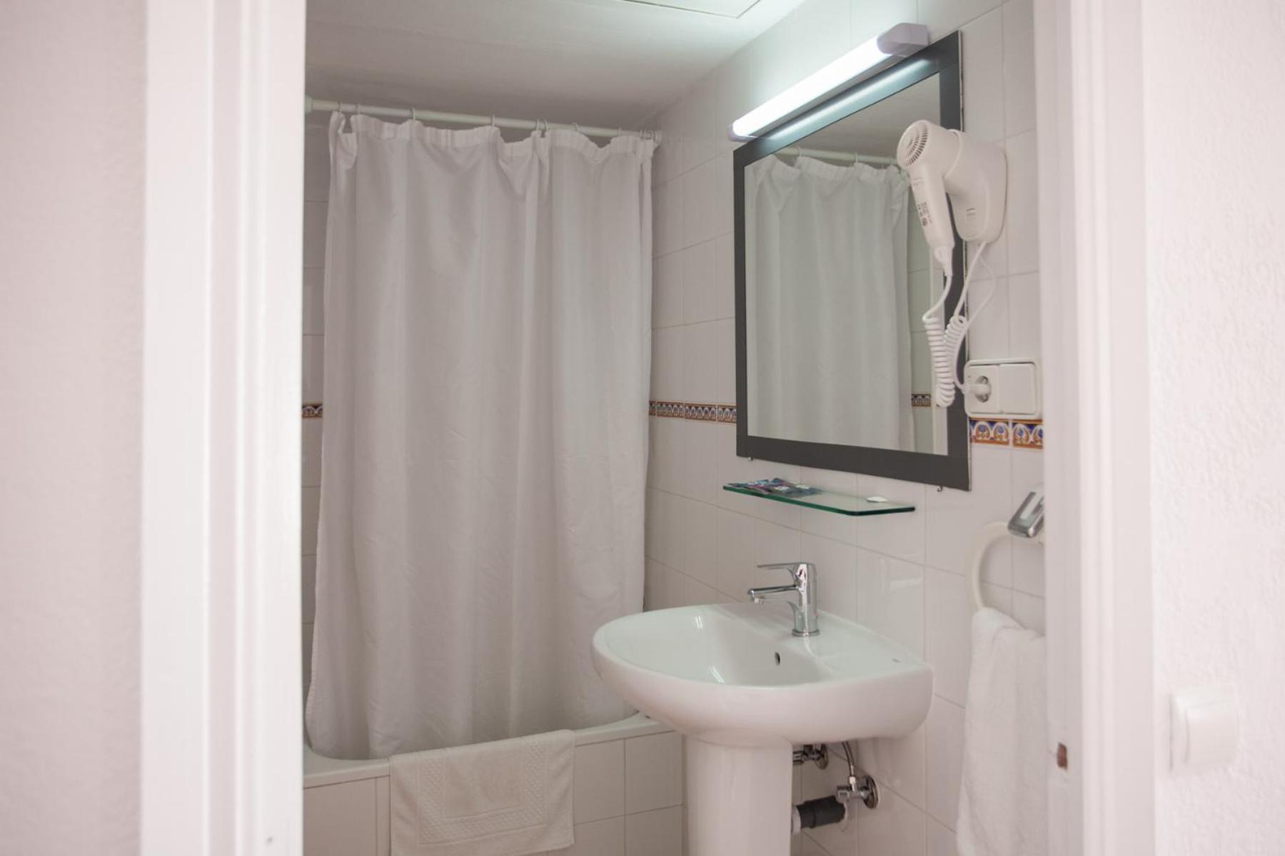 Hostal Los Pinos