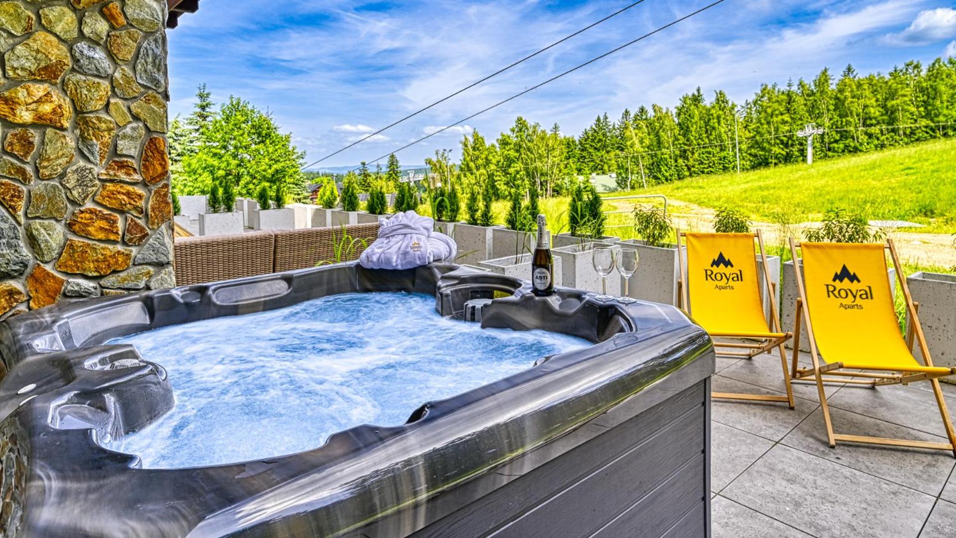 Apartament Lola SPA z prywatnym Jacuzzi - najbliżej wyciągu - by Royal Aparts