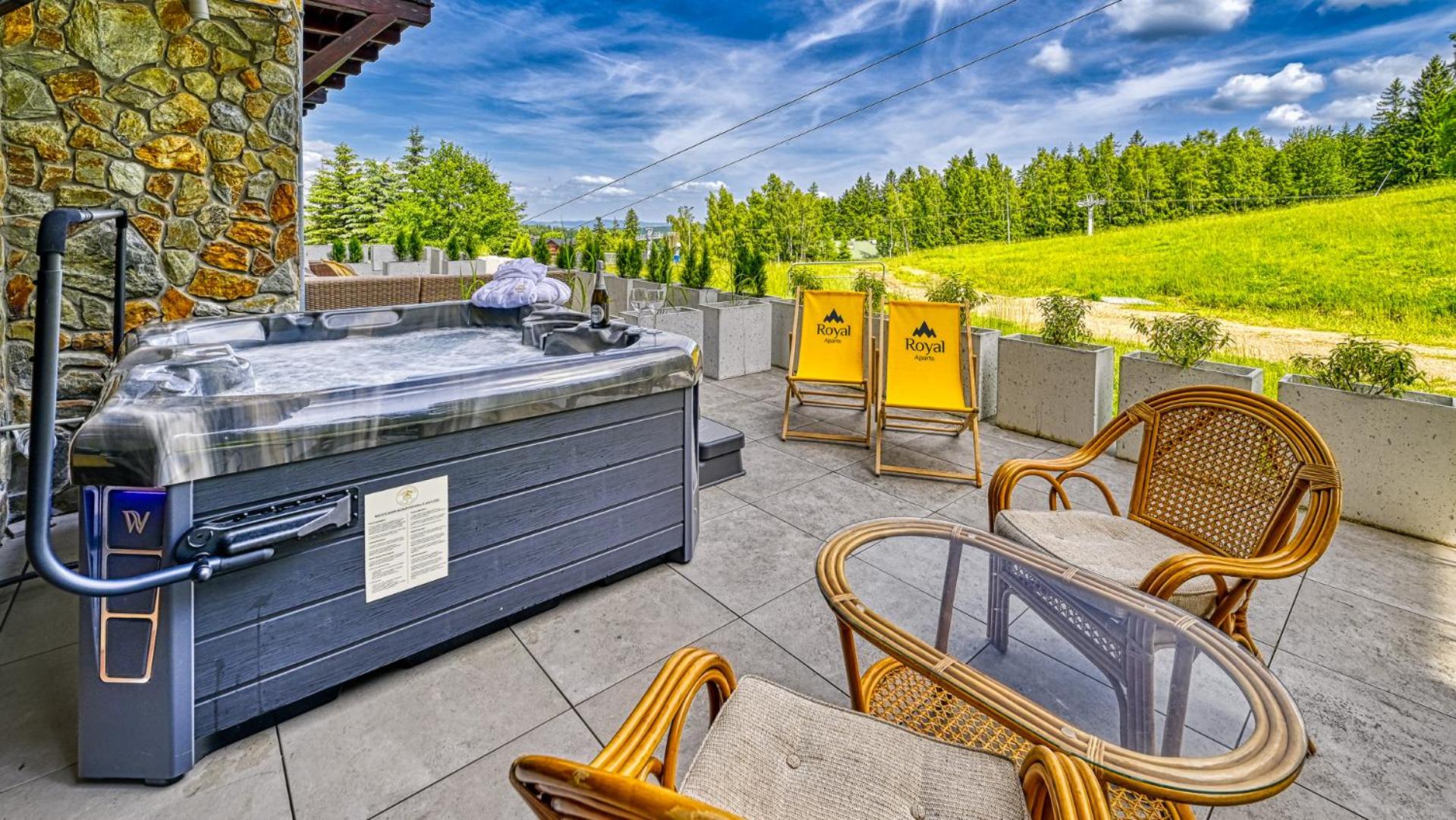 Apartament Lola SPA z prywatnym Jacuzzi - najbliżej wyciągu - by Royal Aparts