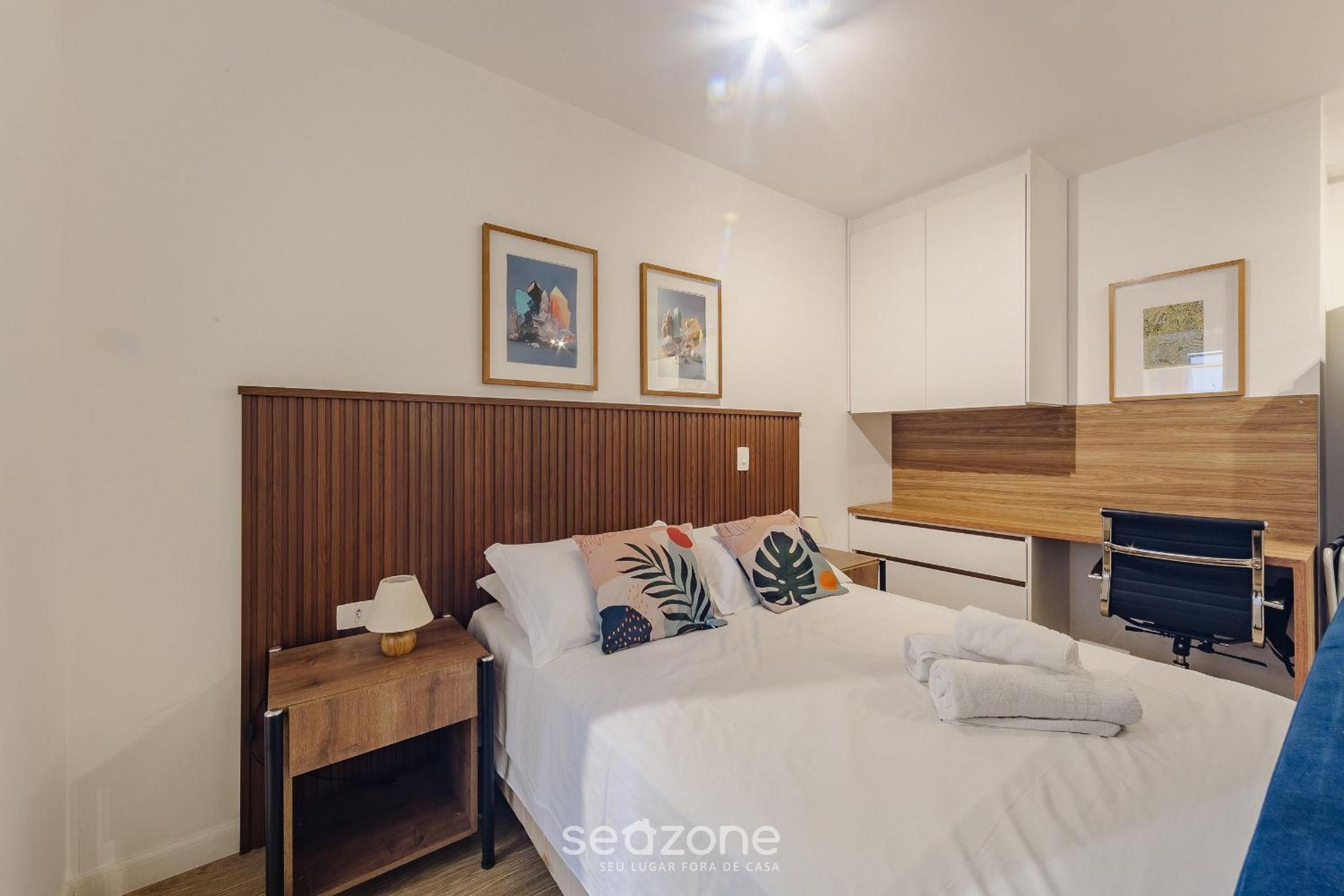 Apt with balcony 750m from Batman Alley PDM0208