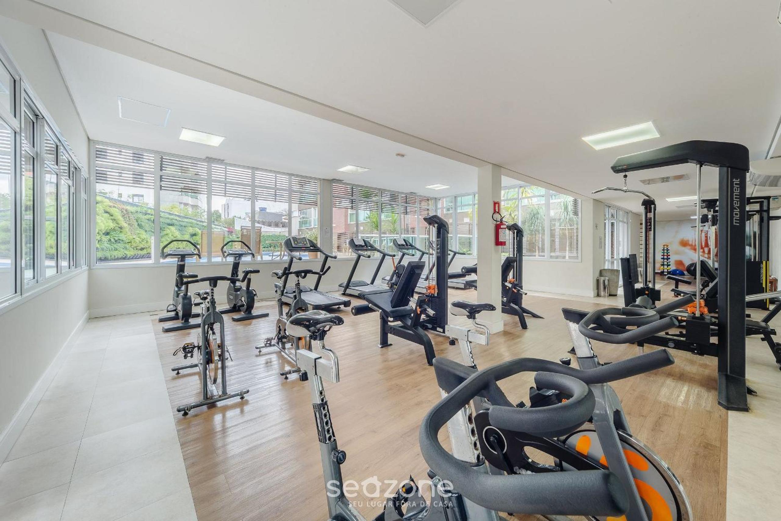Apt with balcony 750m from Batman Alley PDM0208