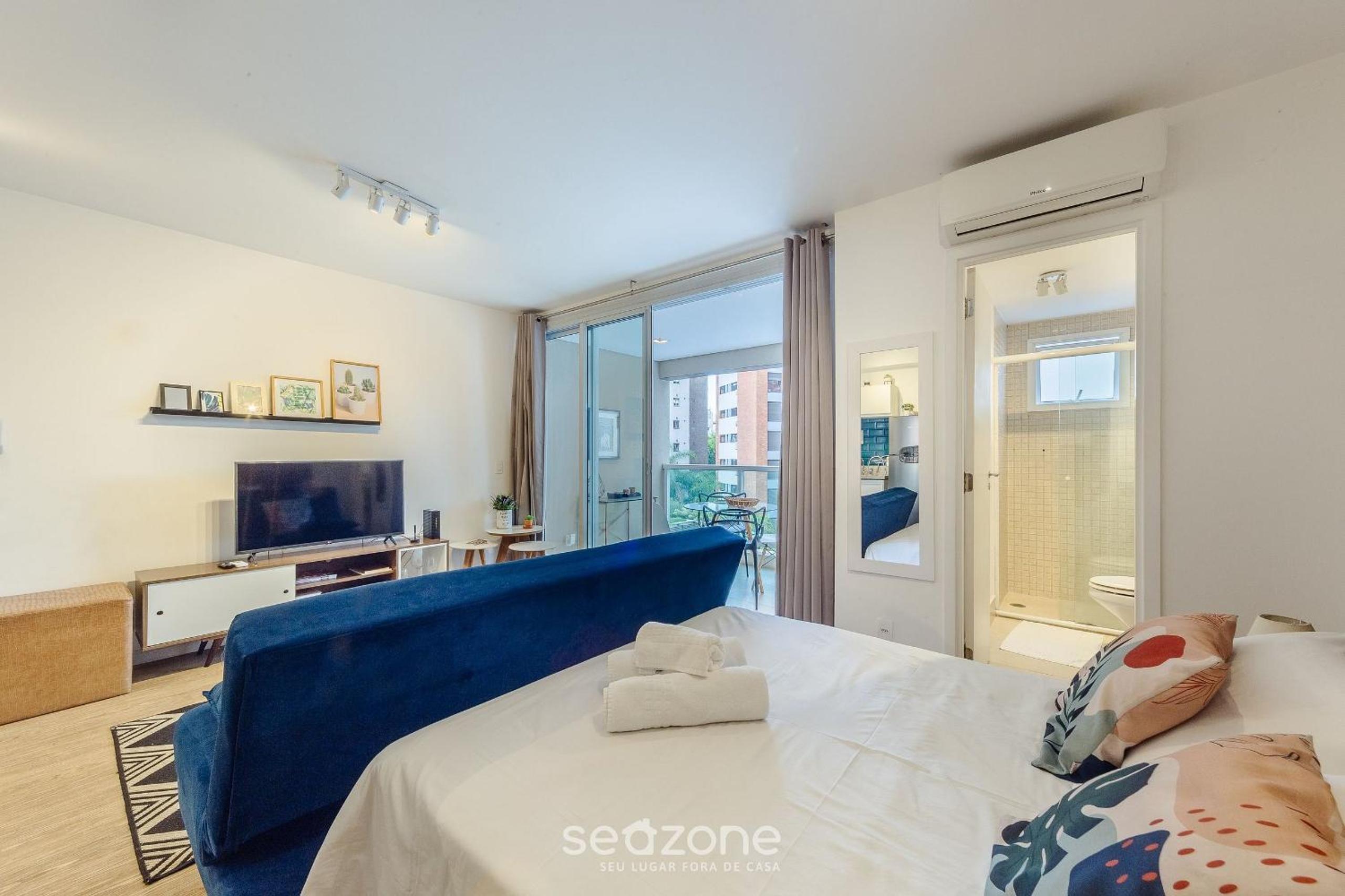 Apt with balcony 750m from Batman Alley PDM0208