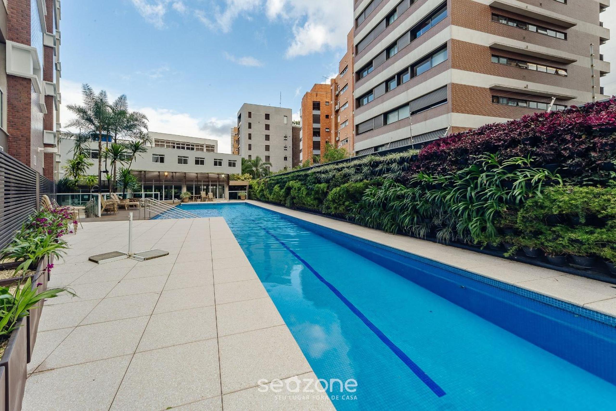 Apt with balcony 750m from Batman Alley PDM0208