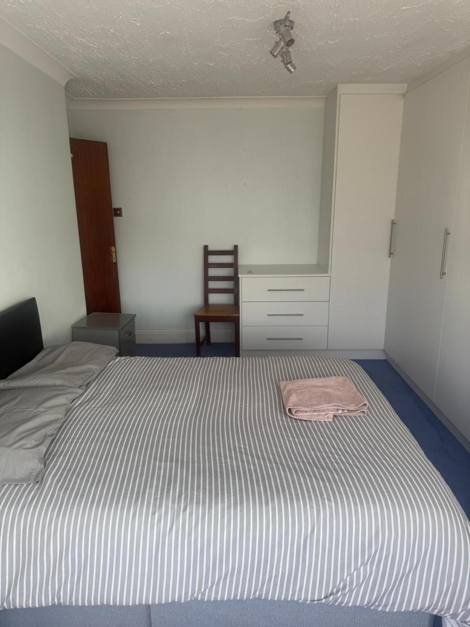 Gordon Avenue Guest House HA7 London