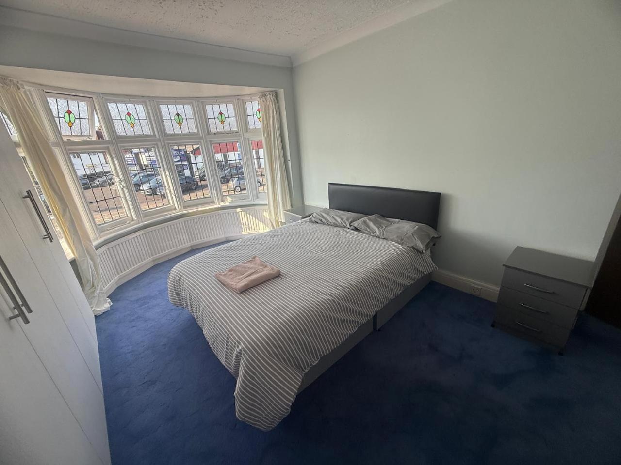 Gordon Avenue Guest House HA7 London