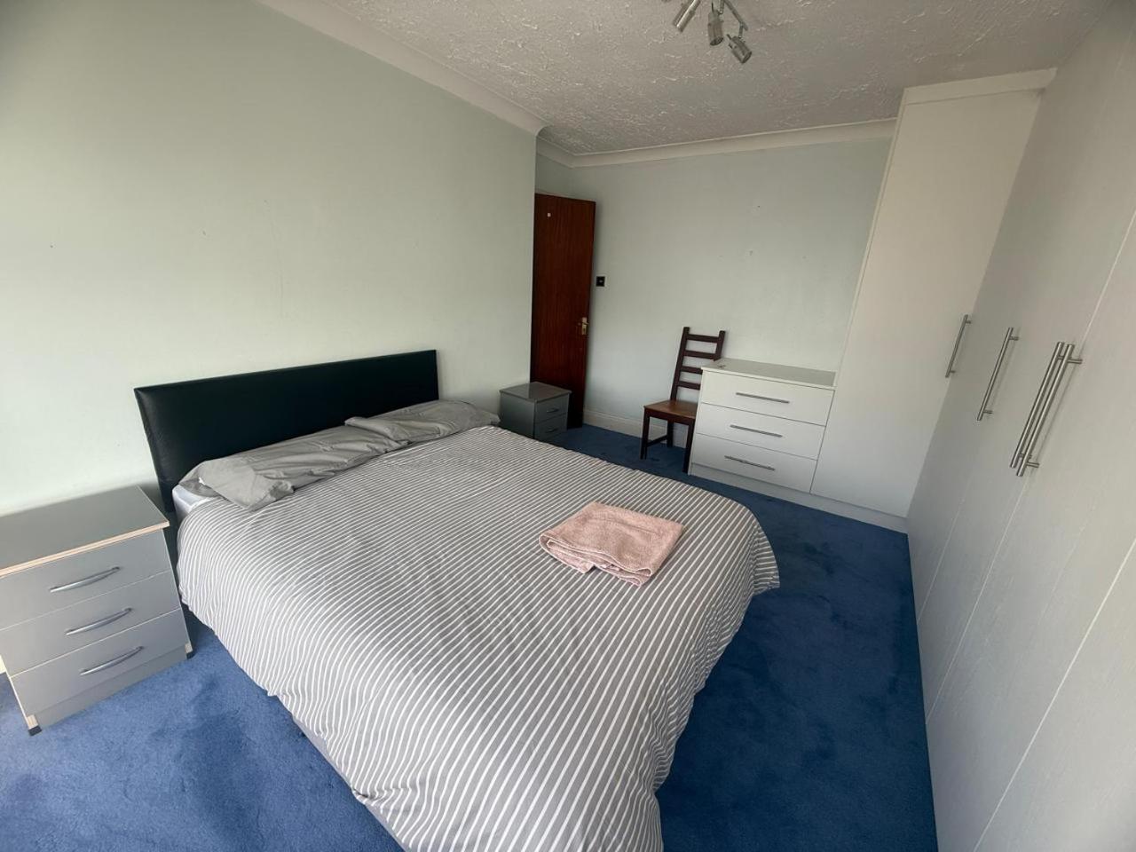 Gordon Avenue Guest House HA7 London