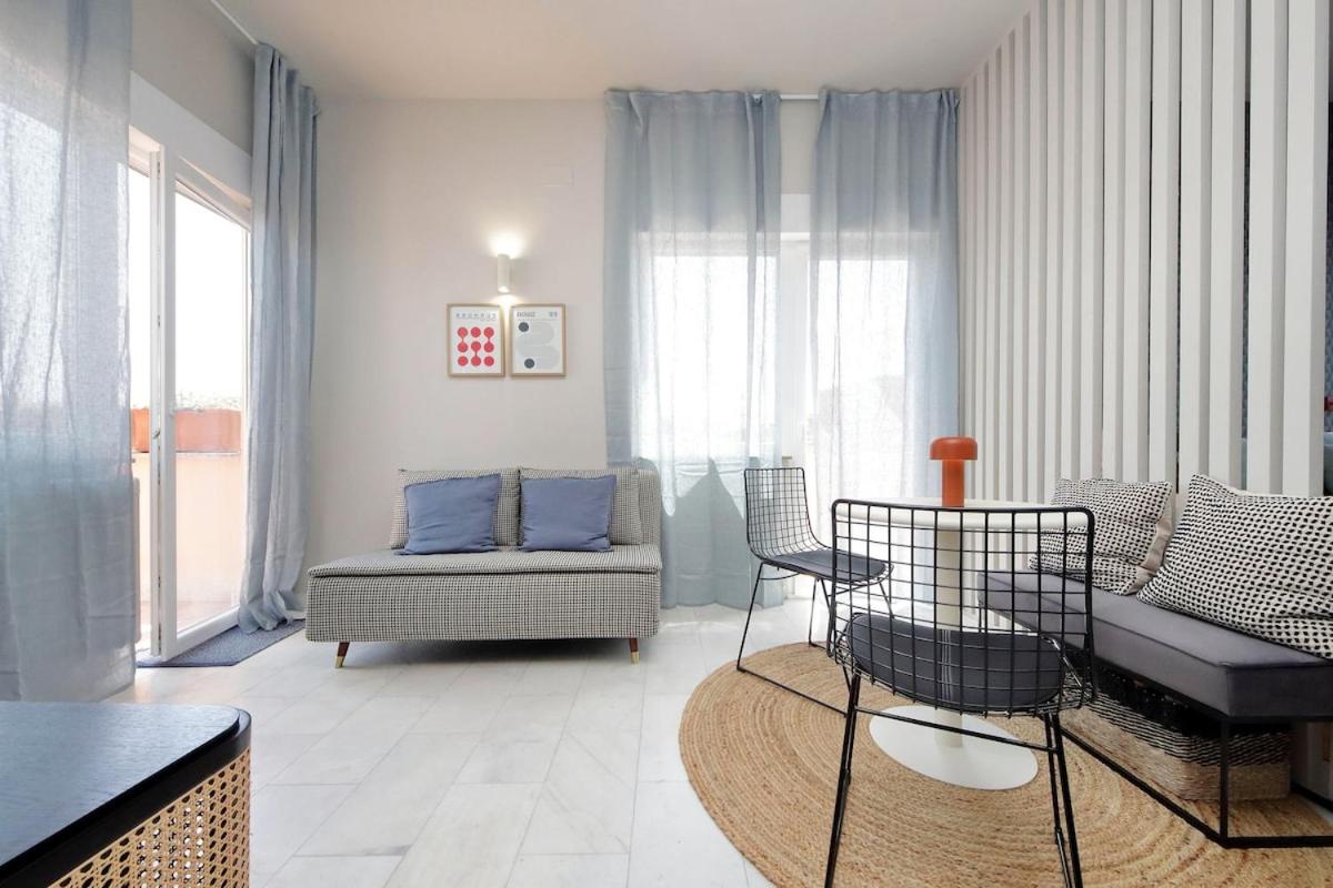 Caracalla Charming Terrace Loft
