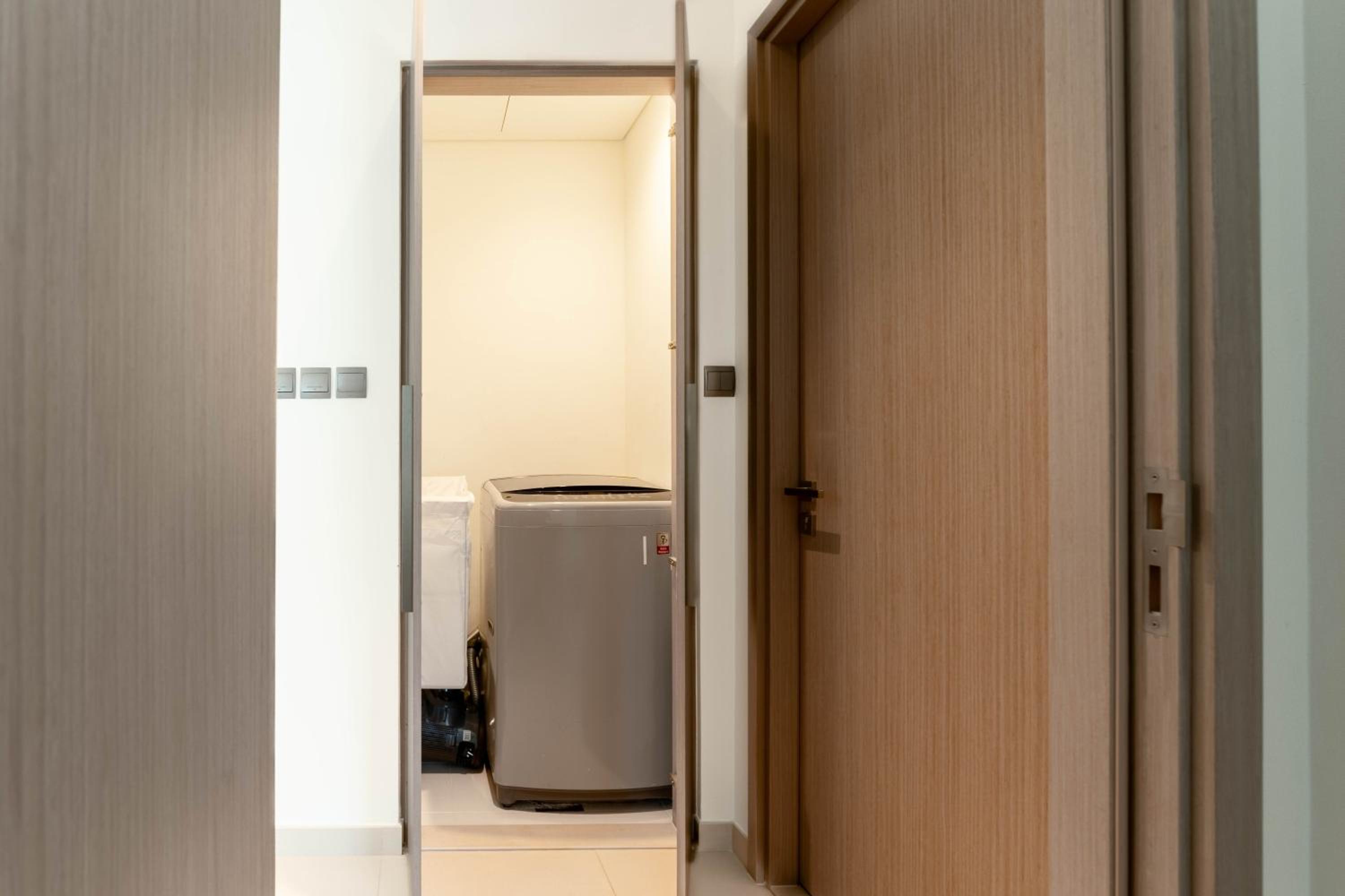 FAM Living Act Two 1BR Walk to Burj & Dubai Mall