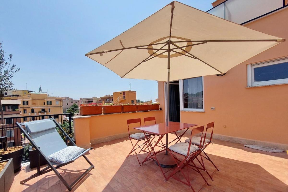 Caracalla Charming Terrace Loft