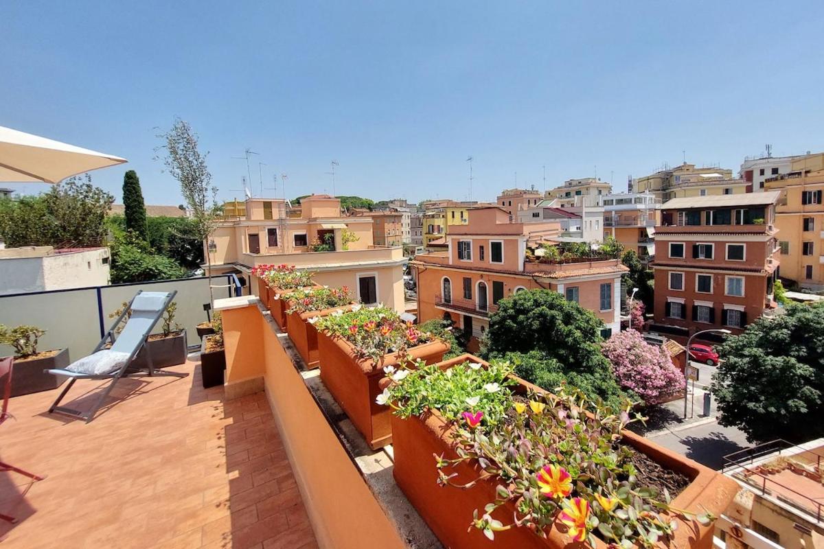 Caracalla Charming Terrace Loft