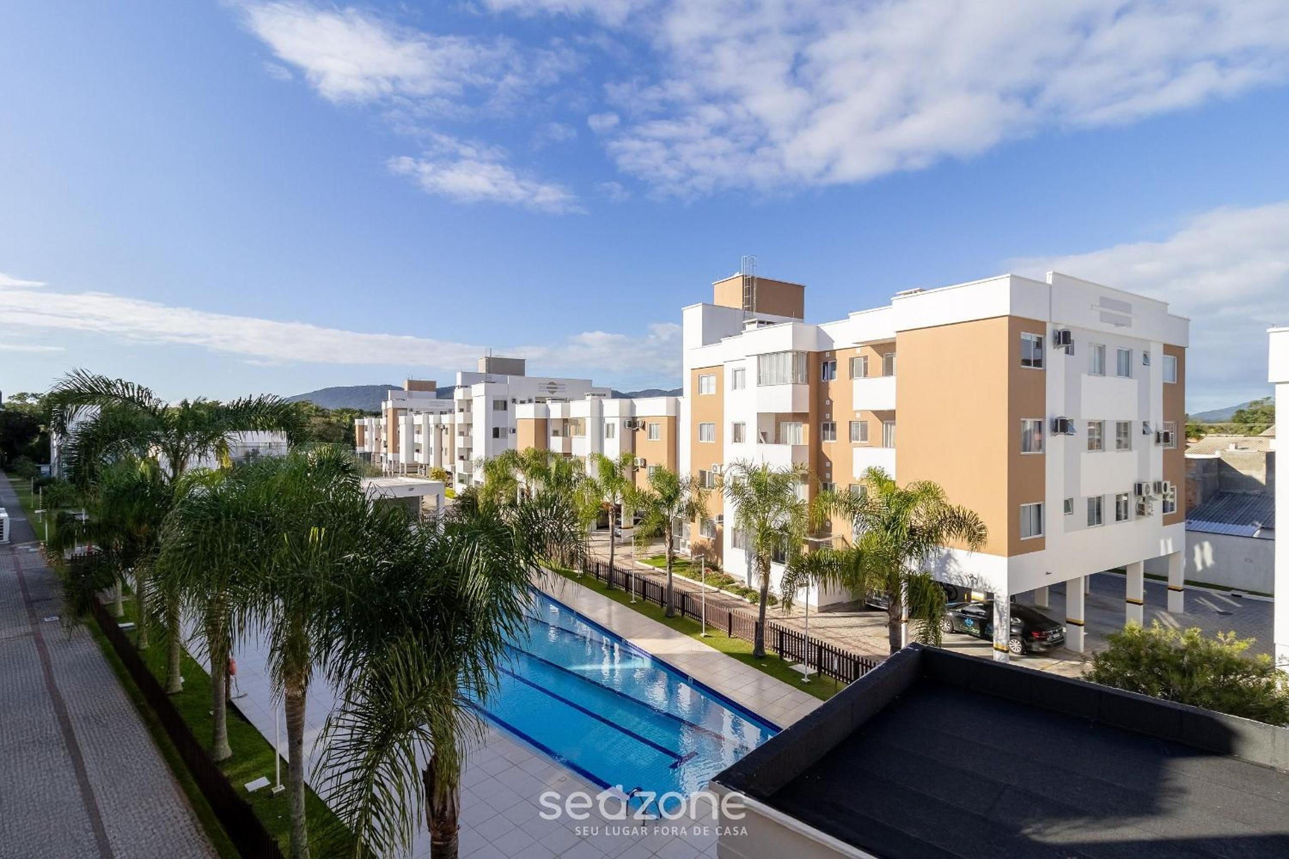 Apt in cond with pool in Canasvieiras RPC301