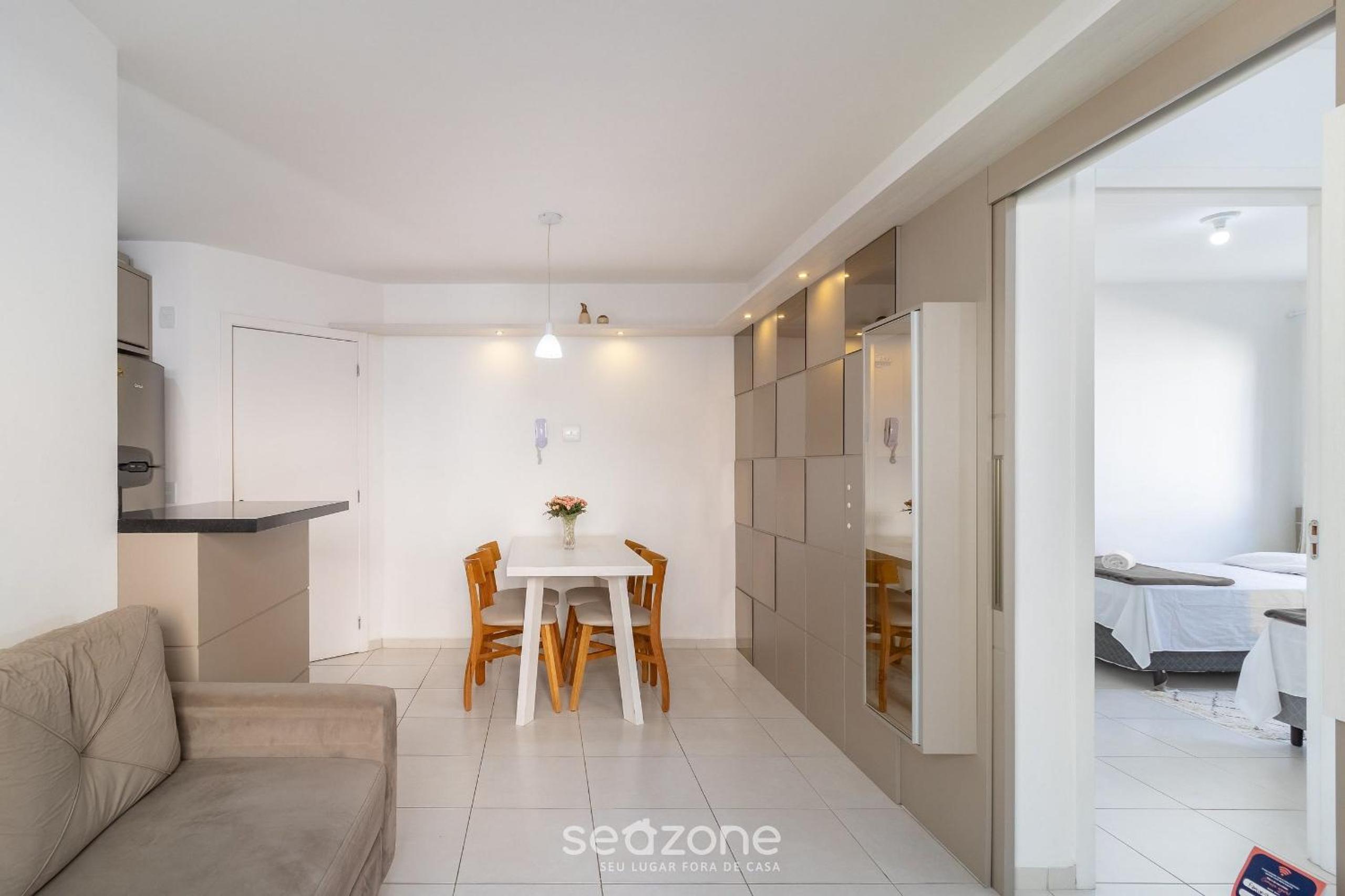 Apt in cond with pool in Canasvieiras RPC301