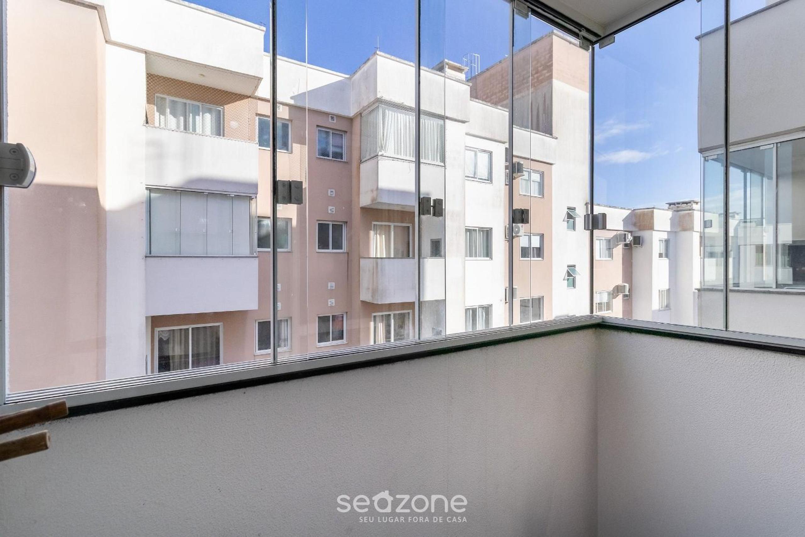 Apt in cond with pool in Canasvieiras RPC301