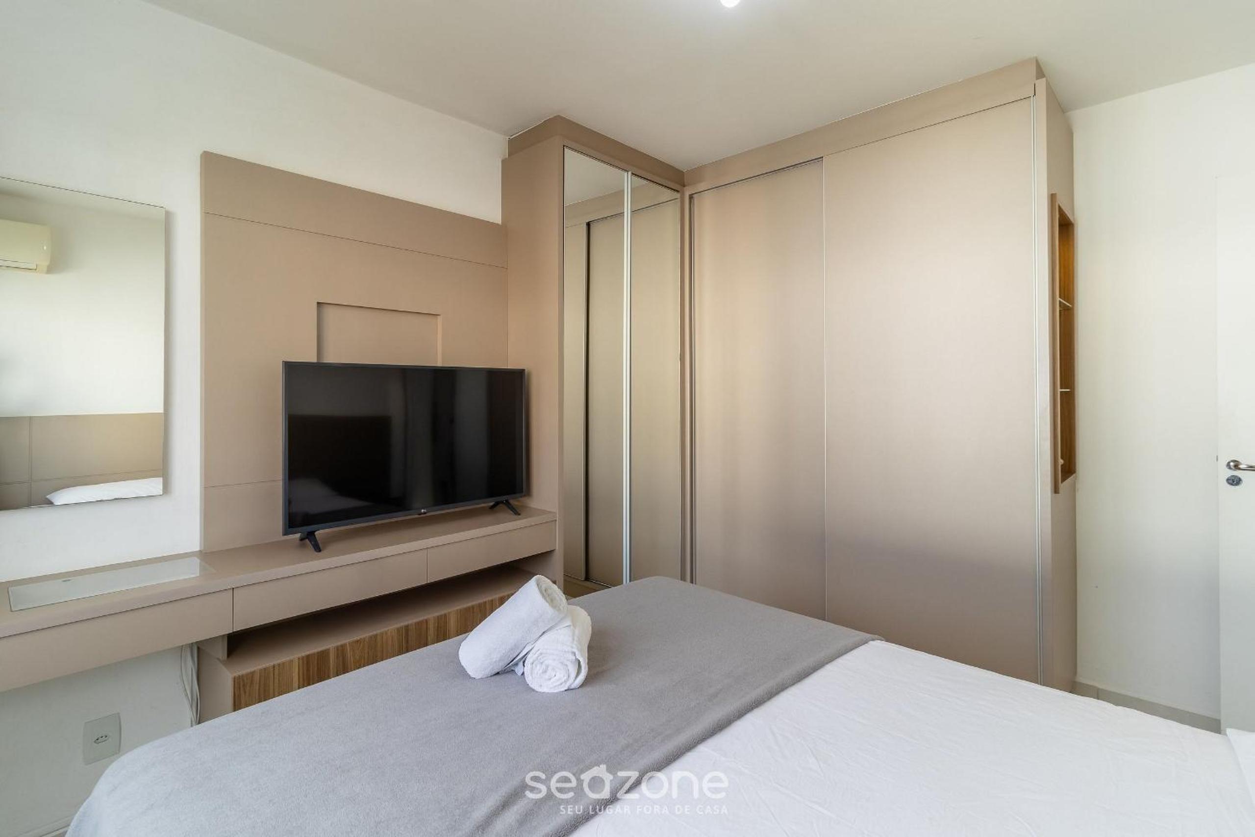 Apt in cond with pool in Canasvieiras RPC301