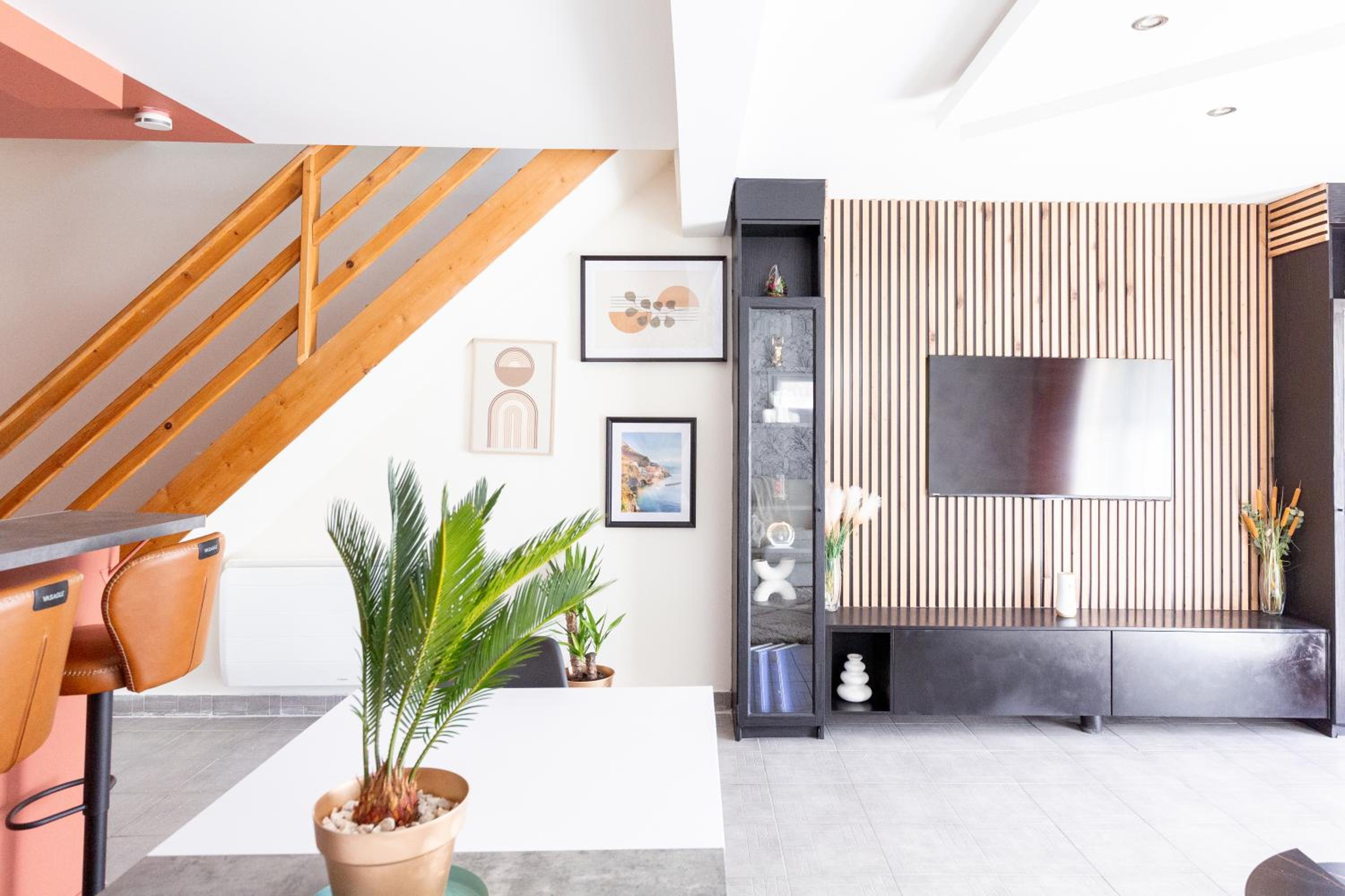 Loft tout confort avec parking et à moins 15 min Caen et des Plages