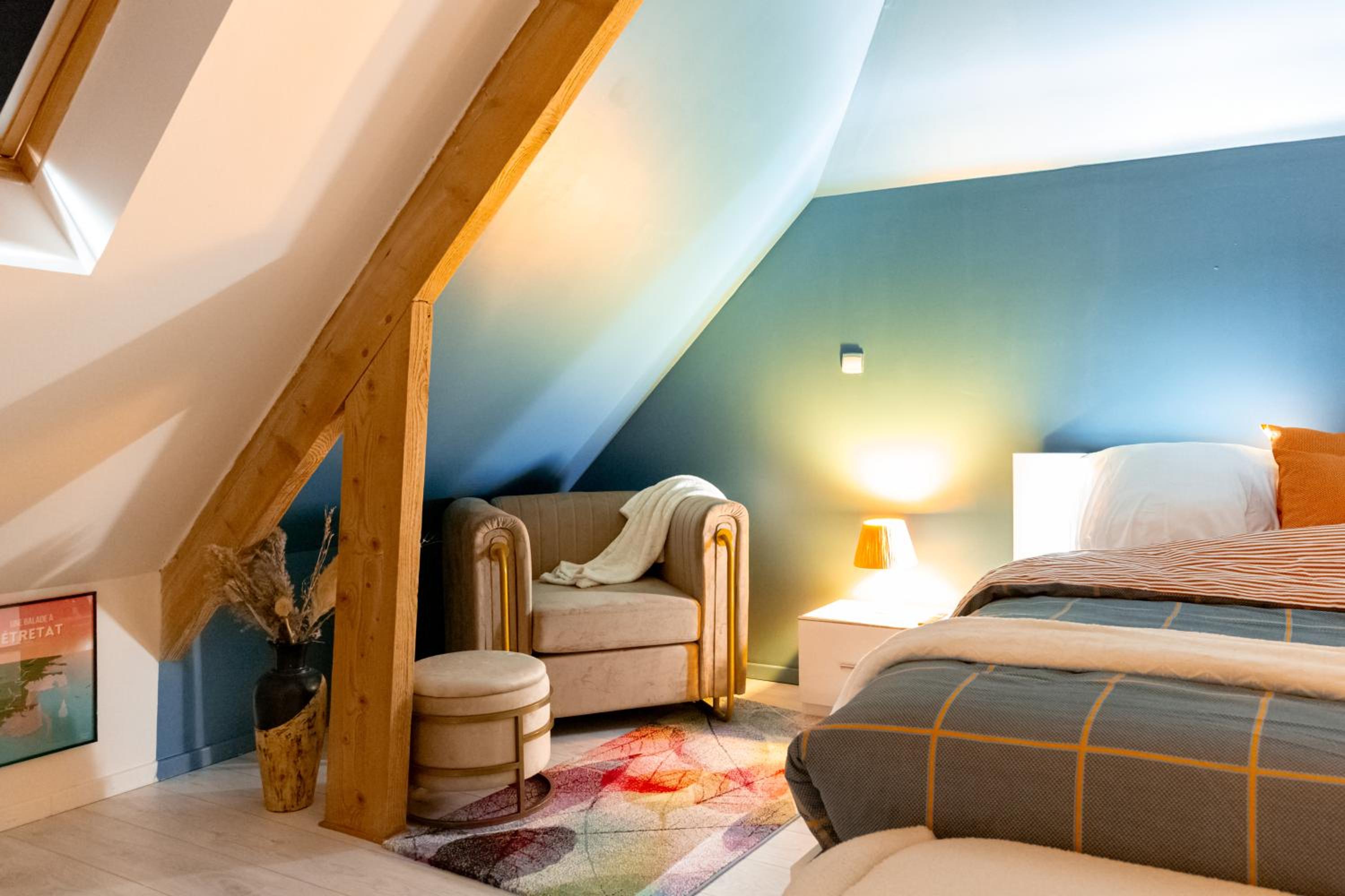Loft tout confort avec parking et à moins 15 min Caen et des Plages