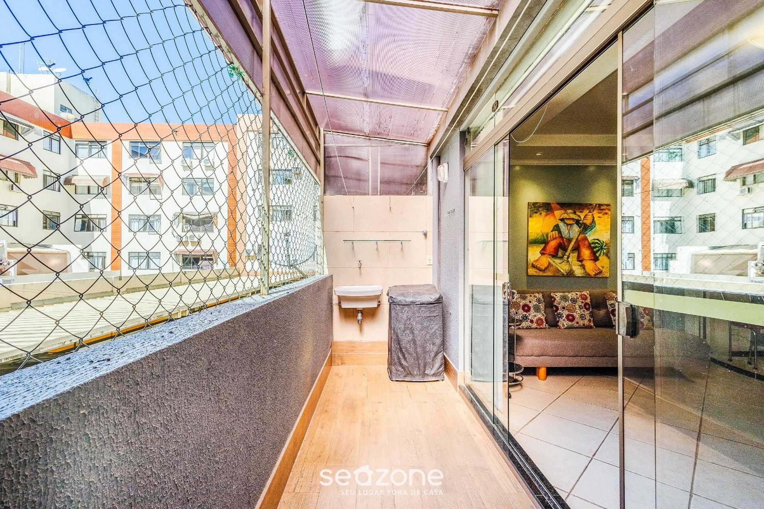 Apt w/ balcony Sudoeste - POR0017