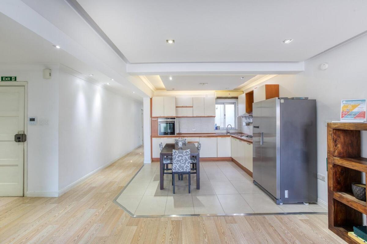 Seafront 3 bedroom apartment