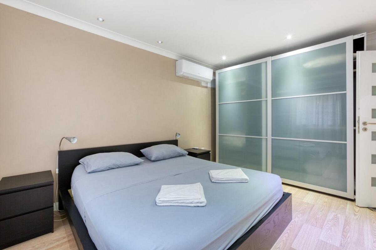 Seafront 3 bedroom apartment
