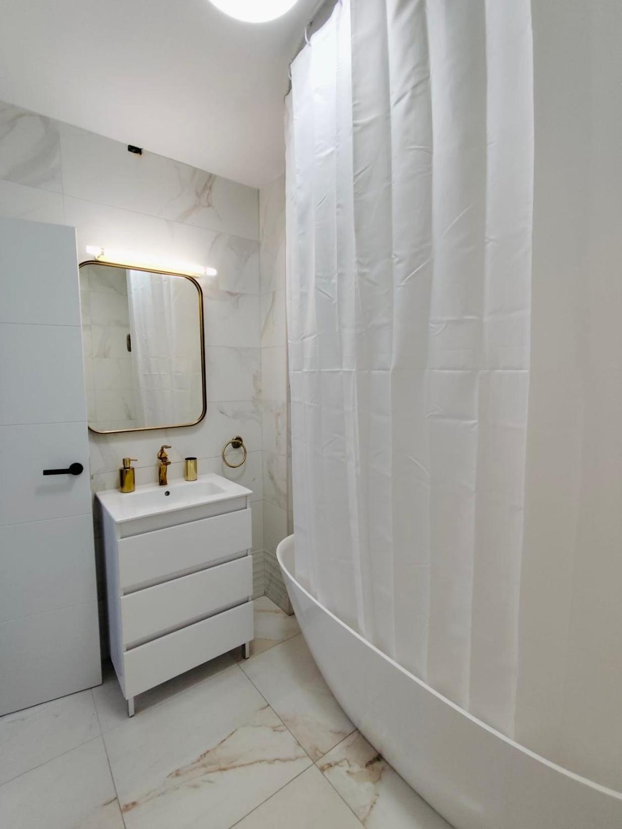 Horizonte 2 Beautiful apartment with incredible sea view at first line of Fuengirola beach