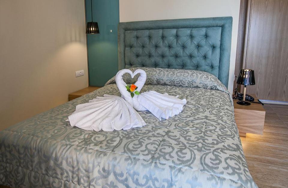 Paradise Lost Hotel-Apartments