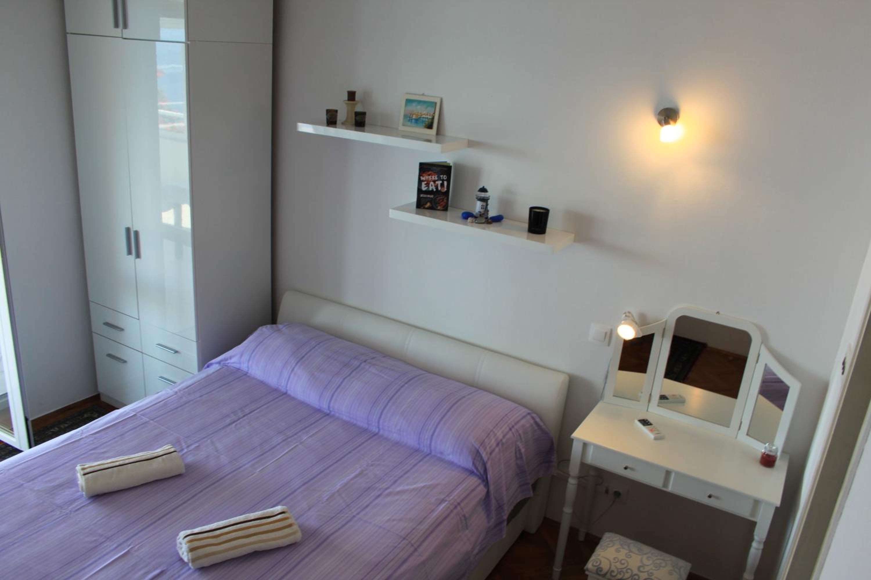Apartments Sv.Jakov