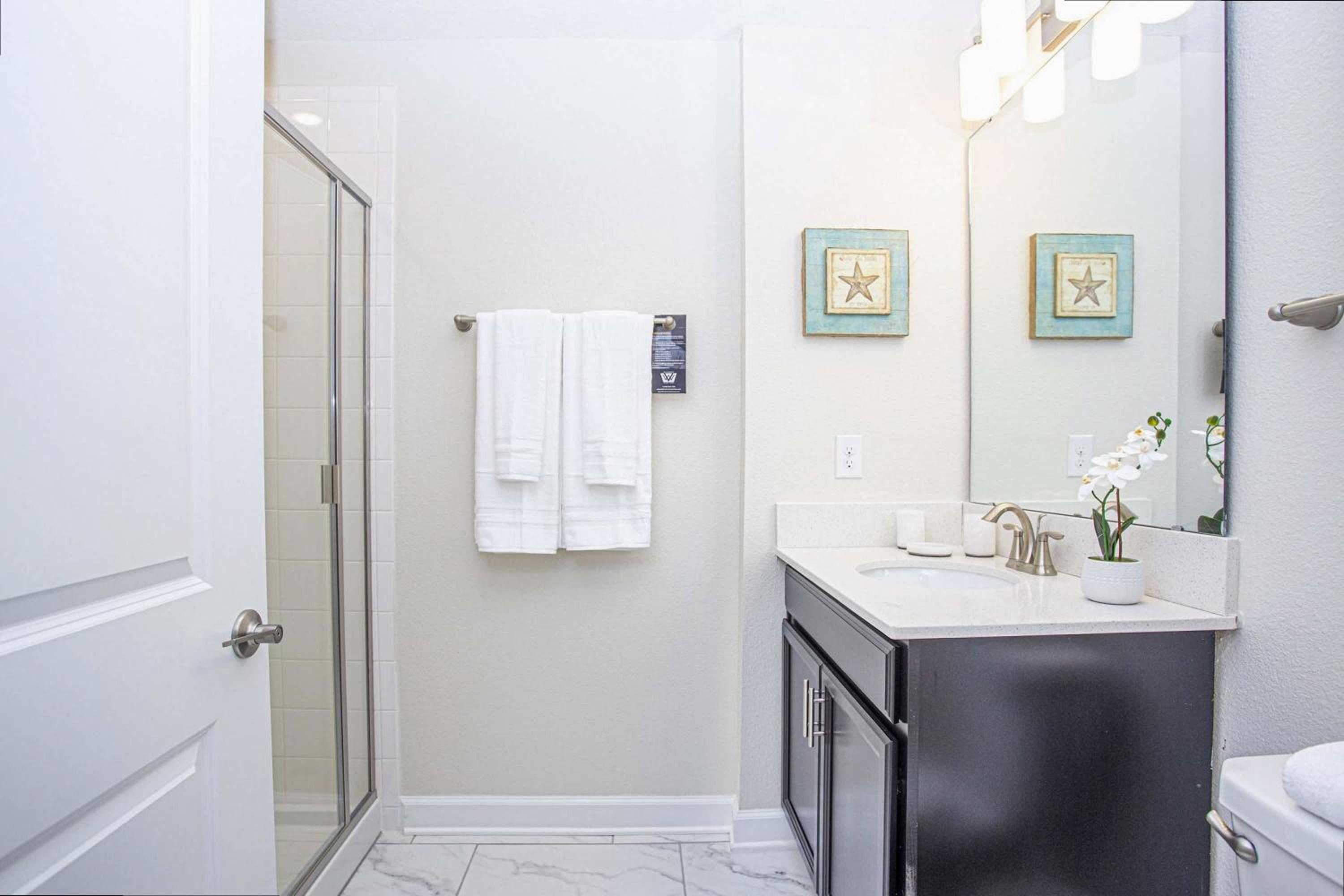 5BR Private Pool Resort Amenities Near Disney