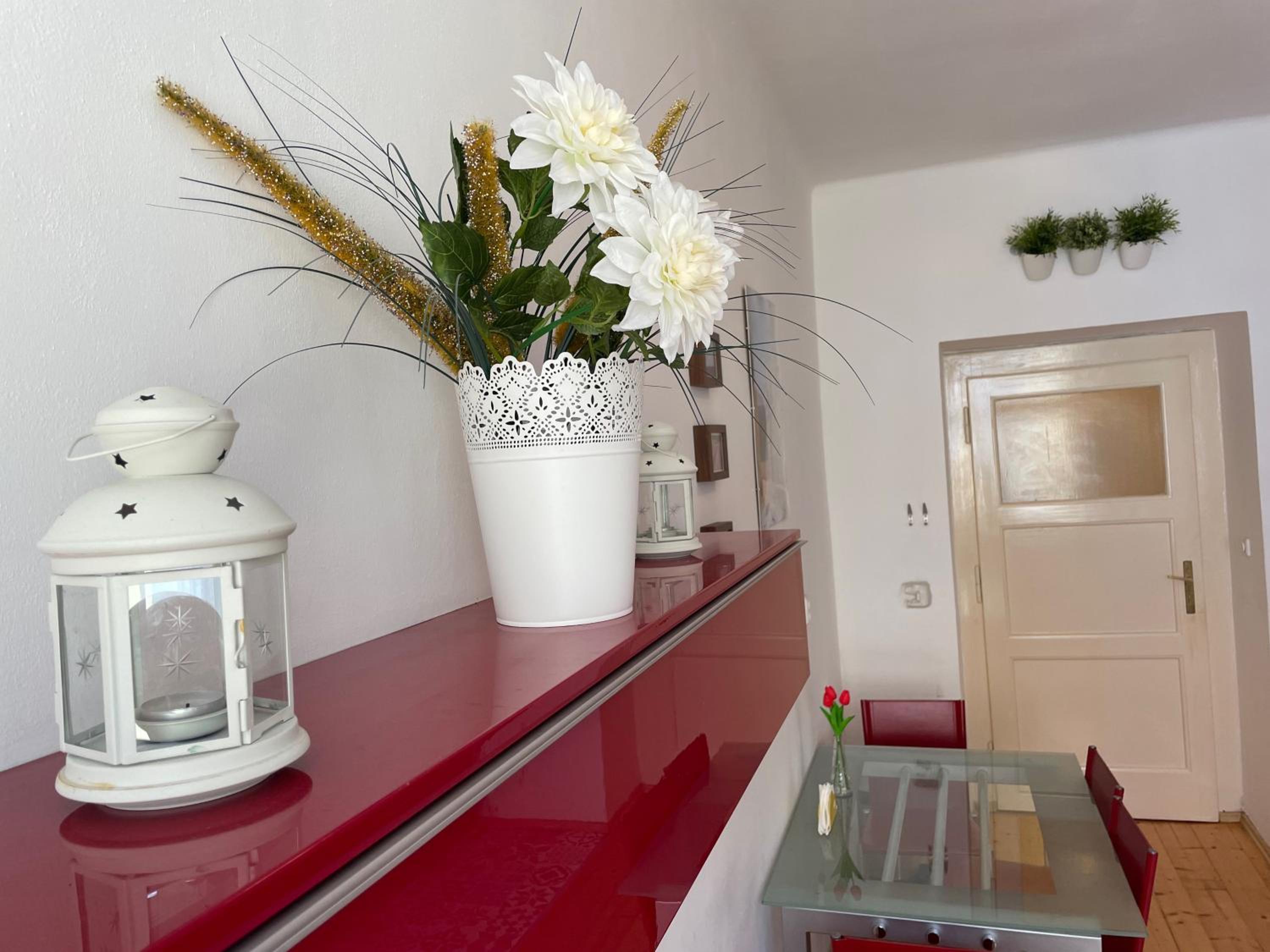 Apartment Flora Lobkovic
