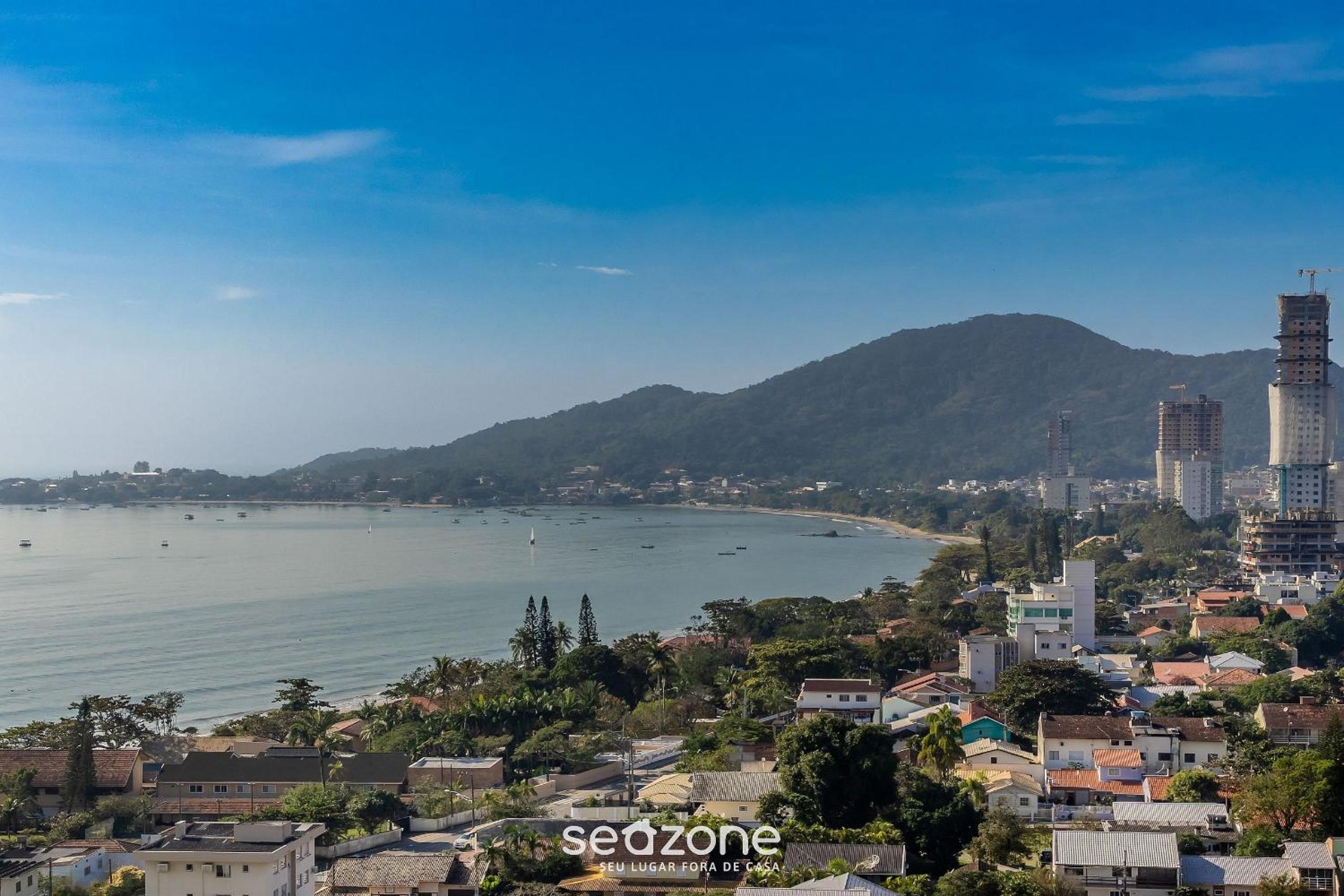 Full stay with pool 400m from Armação Beach - SKL