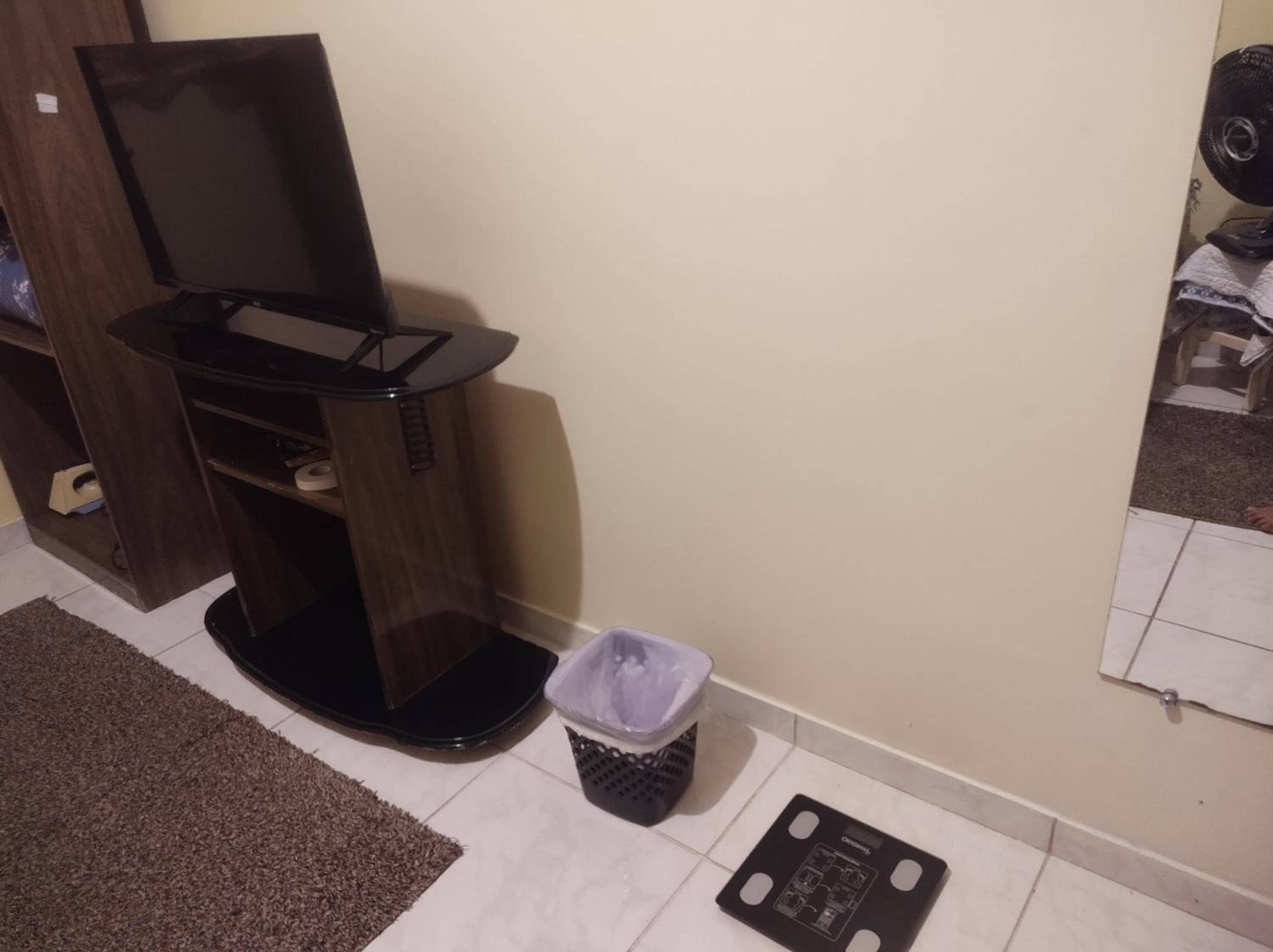 Quarto em casa de Família- Riacho