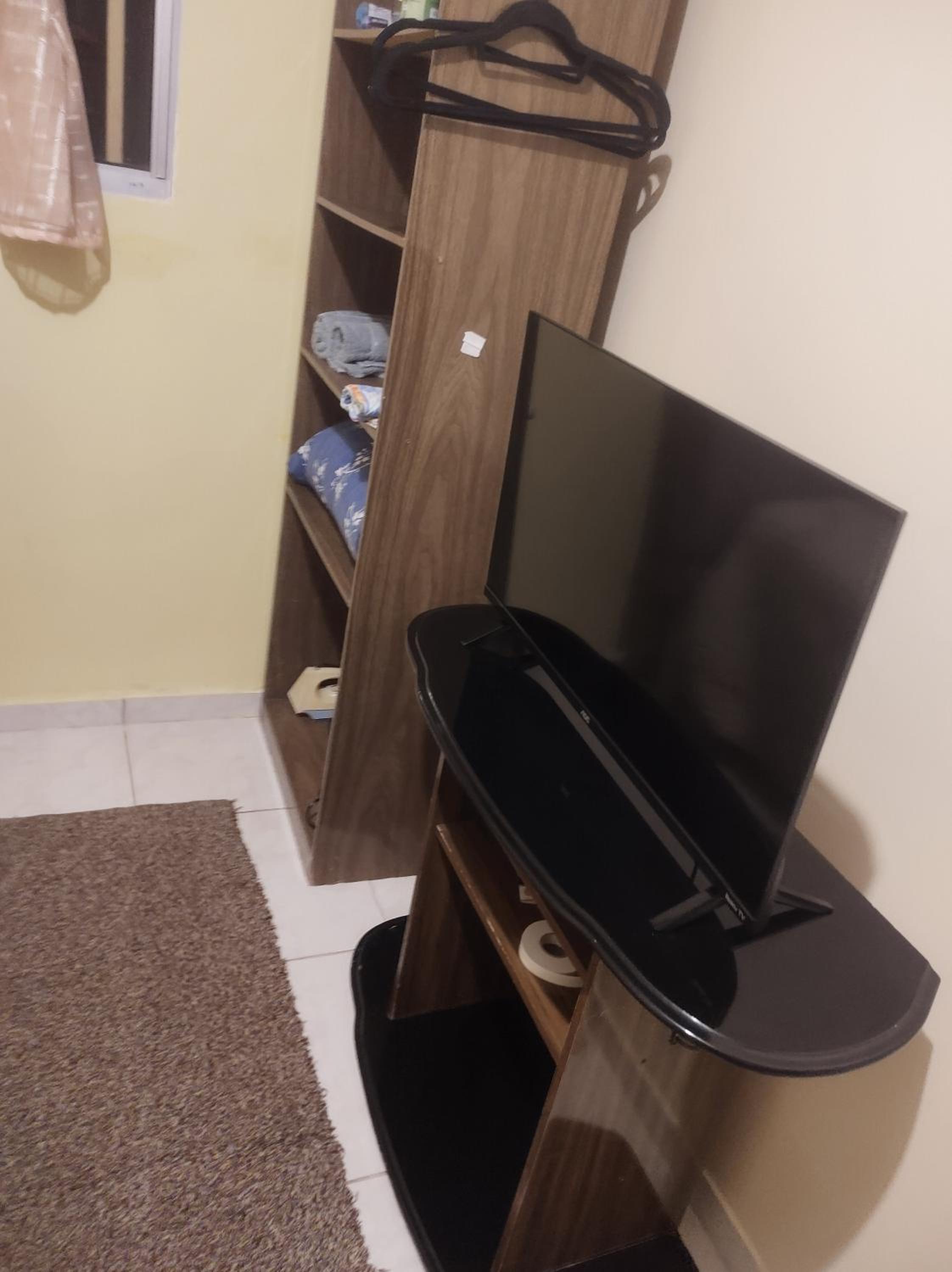 Quarto em casa de Família- Riacho