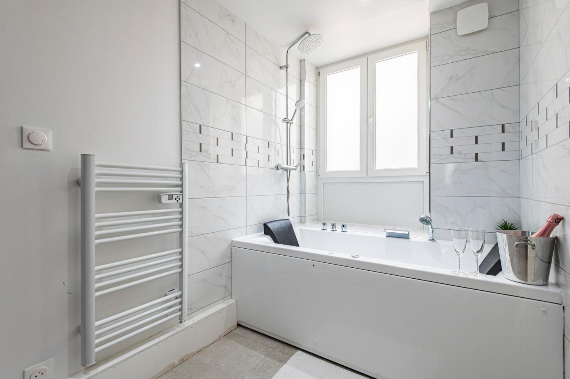 Cocon Privé avec Jacuzzi & Sauna