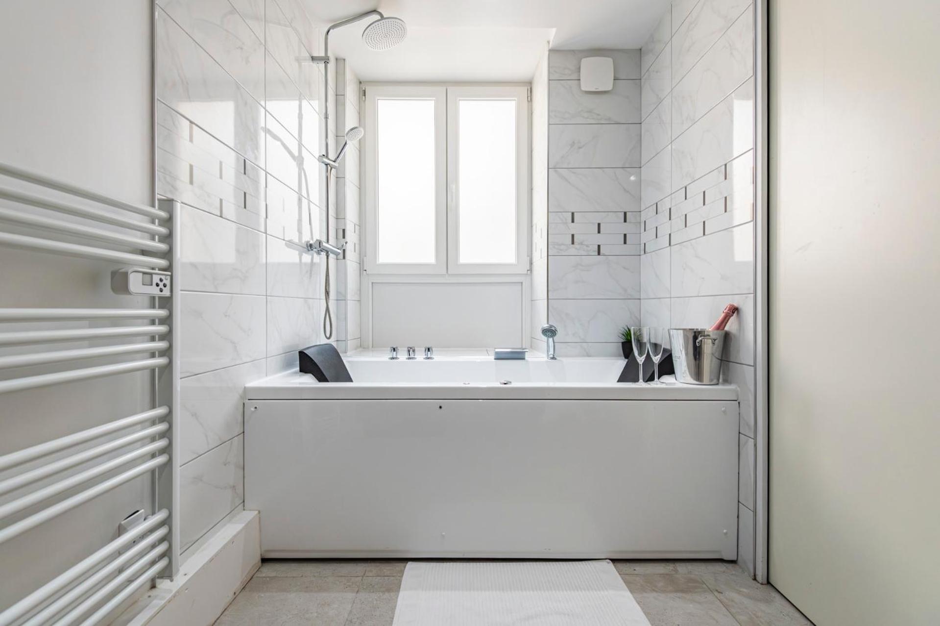 Cocon Privé avec Jacuzzi & Sauna