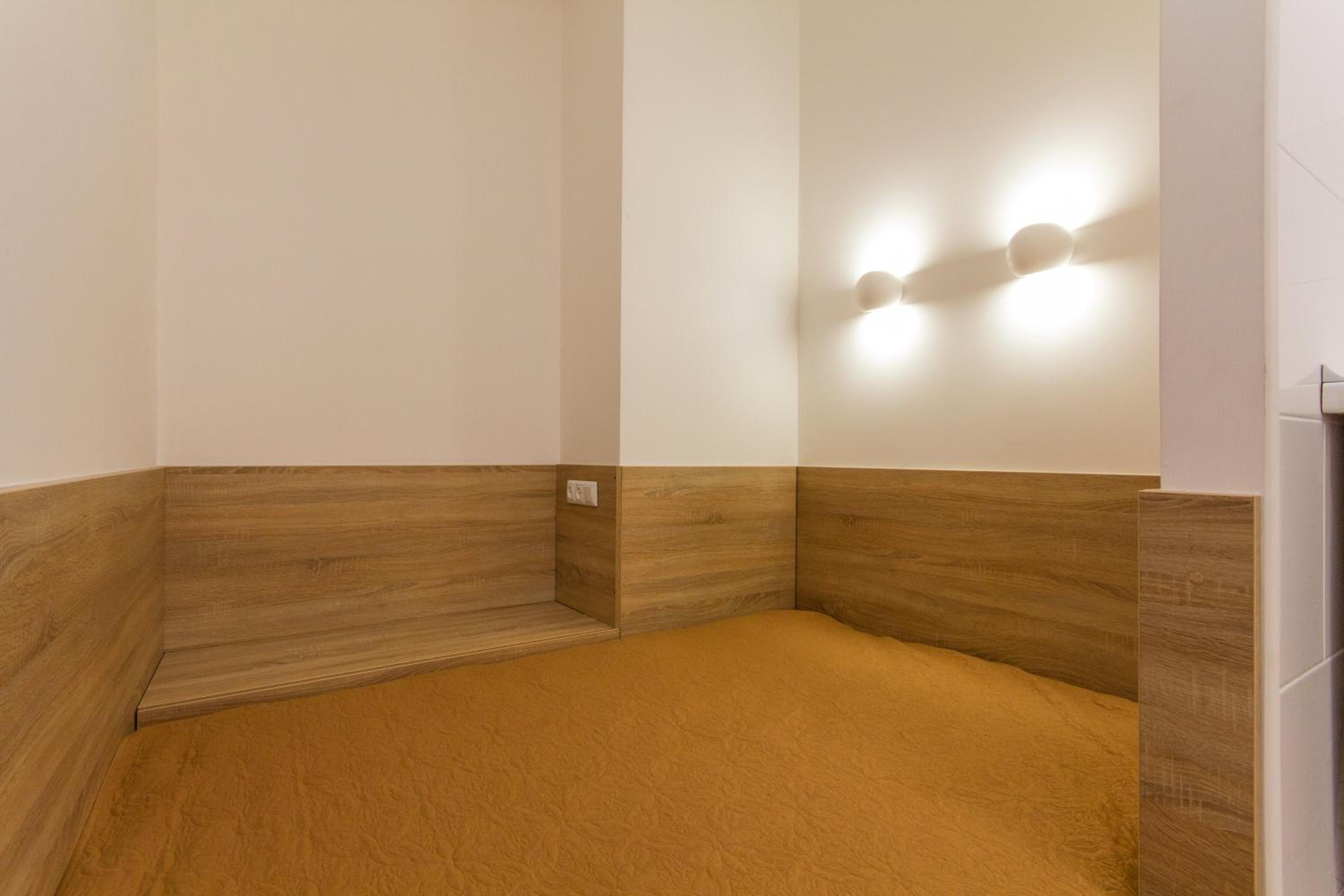 Economy Apartment on Krehivska 7 near FORUM LVIV view 5