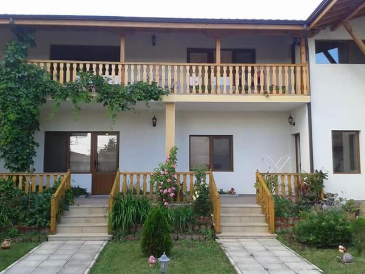 Guest House Nash Dom