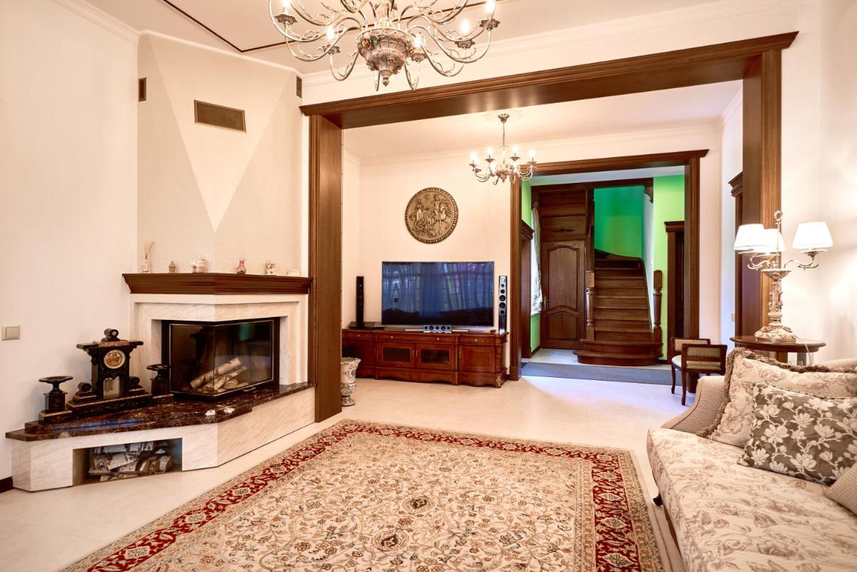 M.S. Kuznetsov Apartments