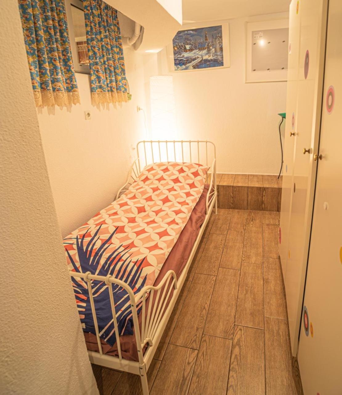 Photo 42