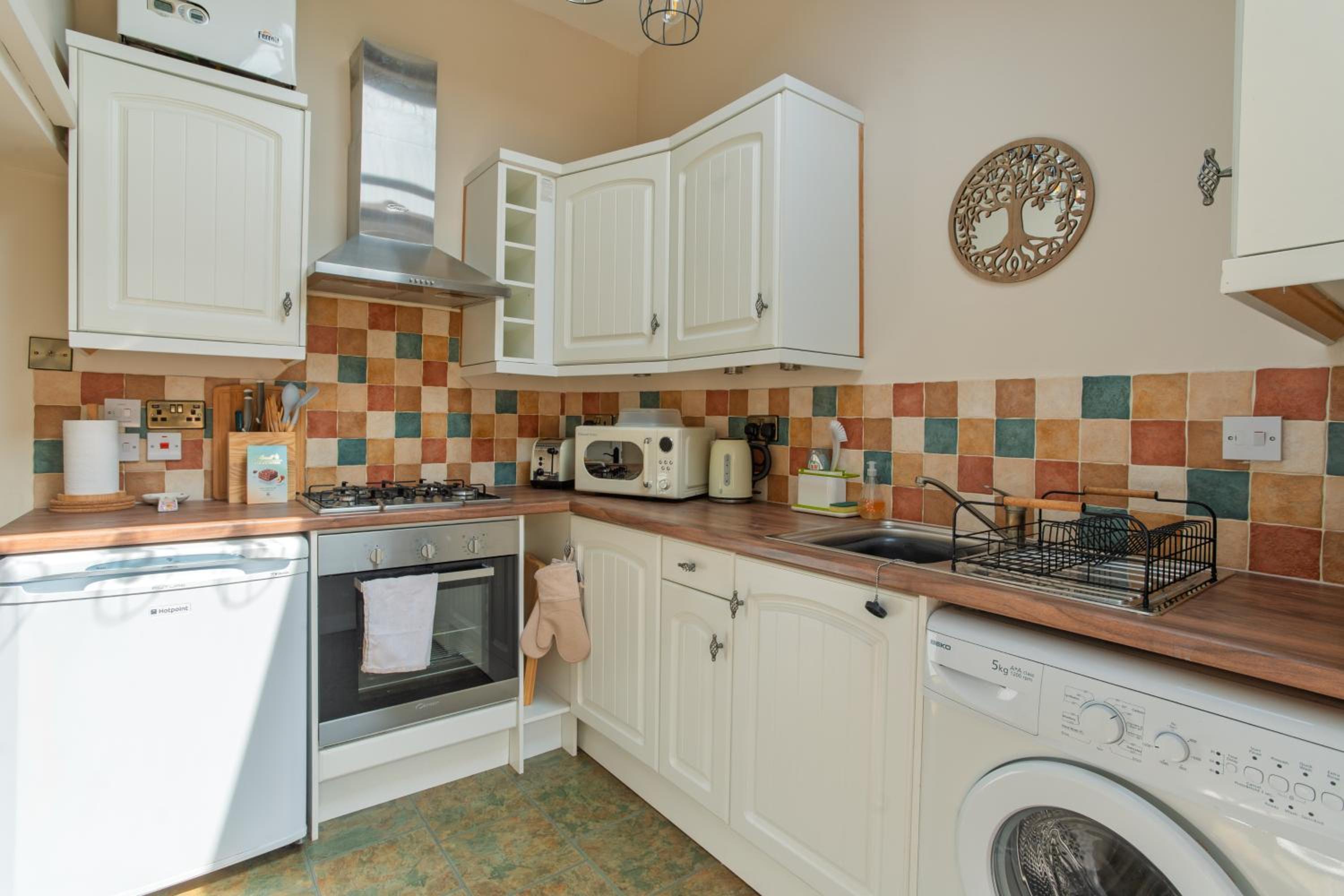 Cosy 2 bedroom Cotswold cottage