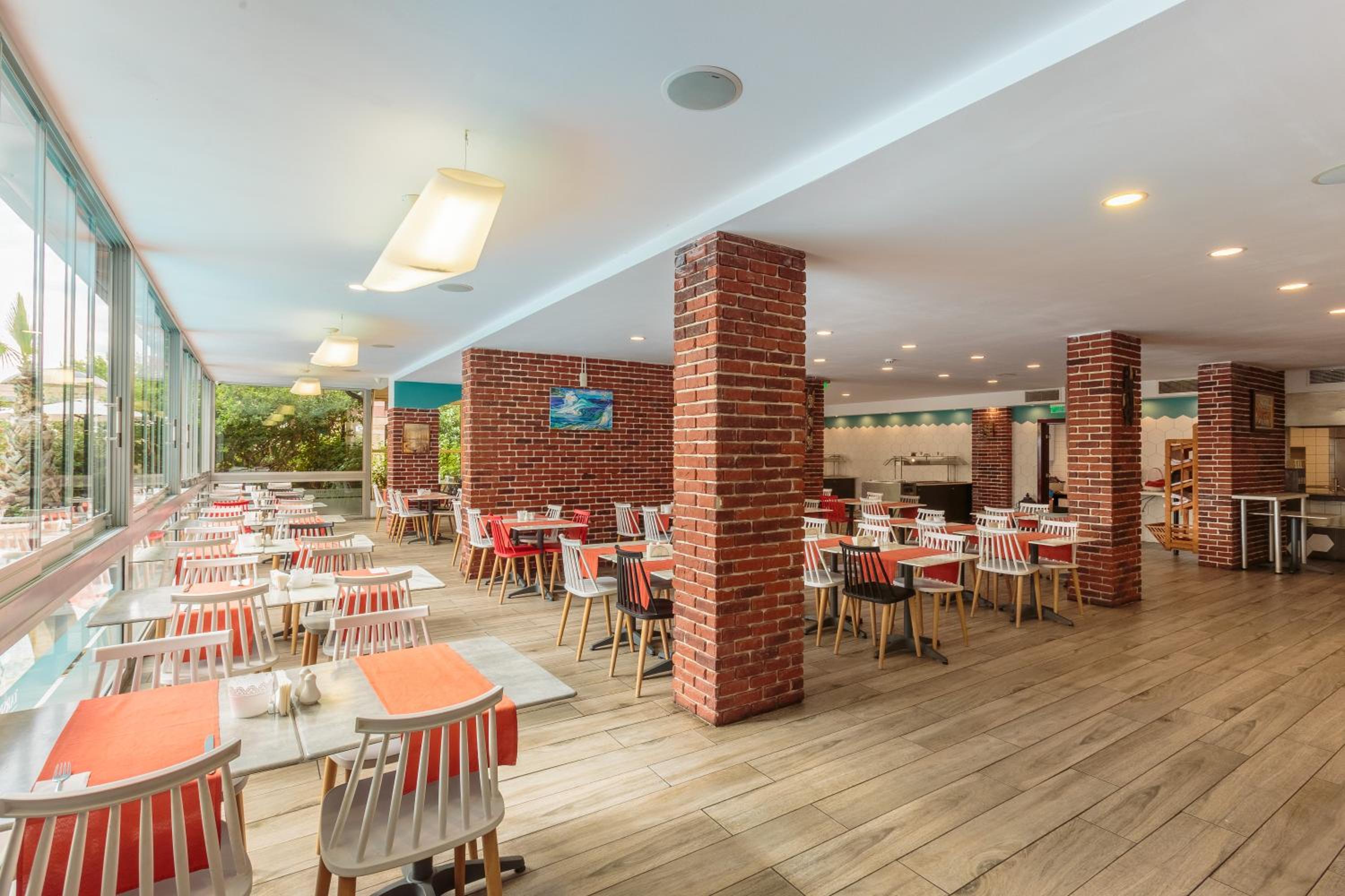All-inclusive Holiday Apartments in Tarsis Hotel & Aquapark