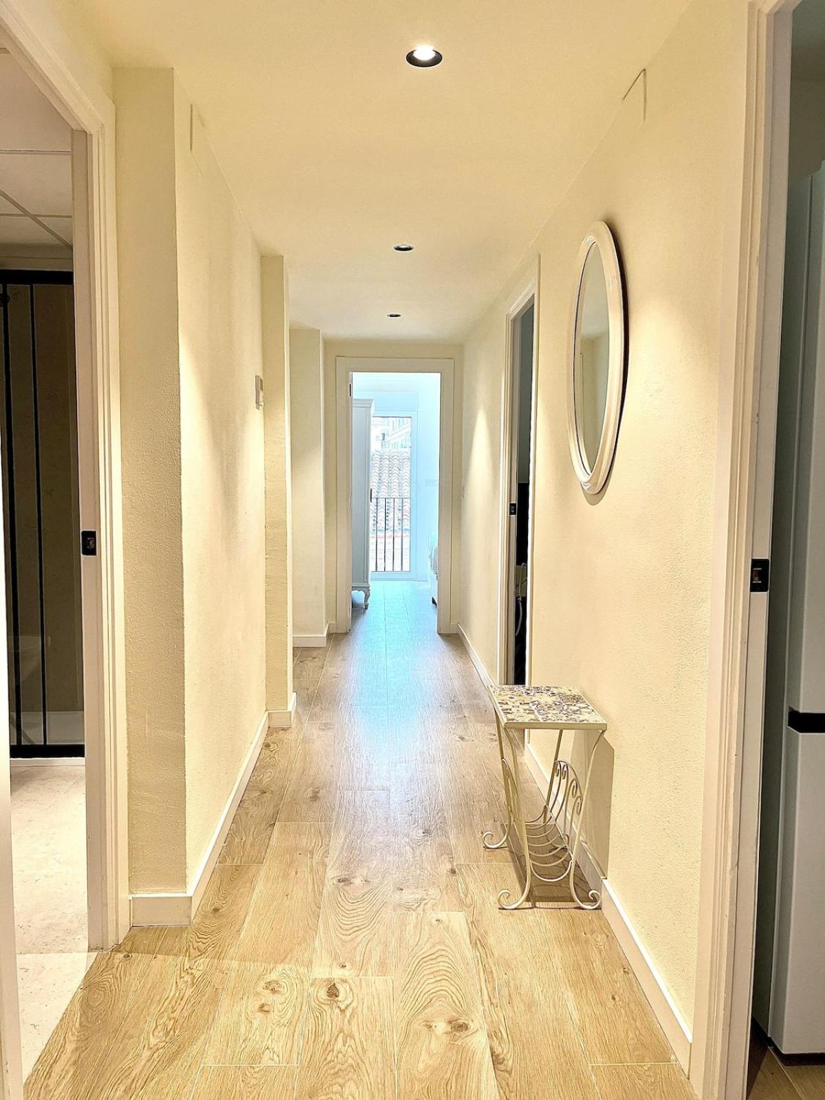 Luxury Escape by the Beach and City Center