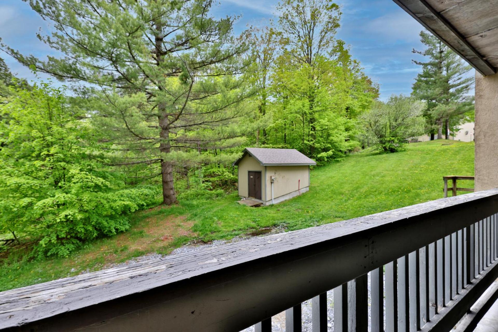 Ski, Hike, Relax - 2BR Killington Condo with Balcony and Free Shuttle