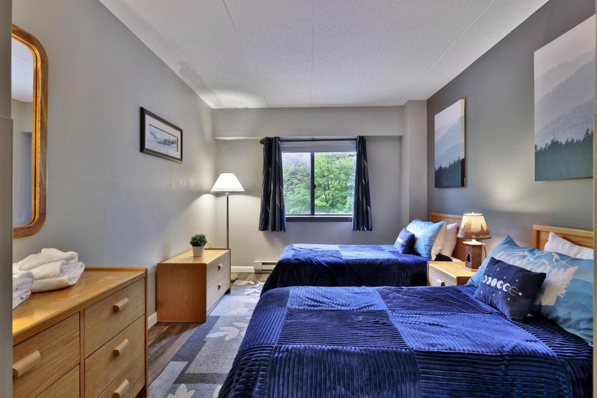 Ski, Hike, Relax - 2BR Killington Condo with Balcony and Free Shuttle