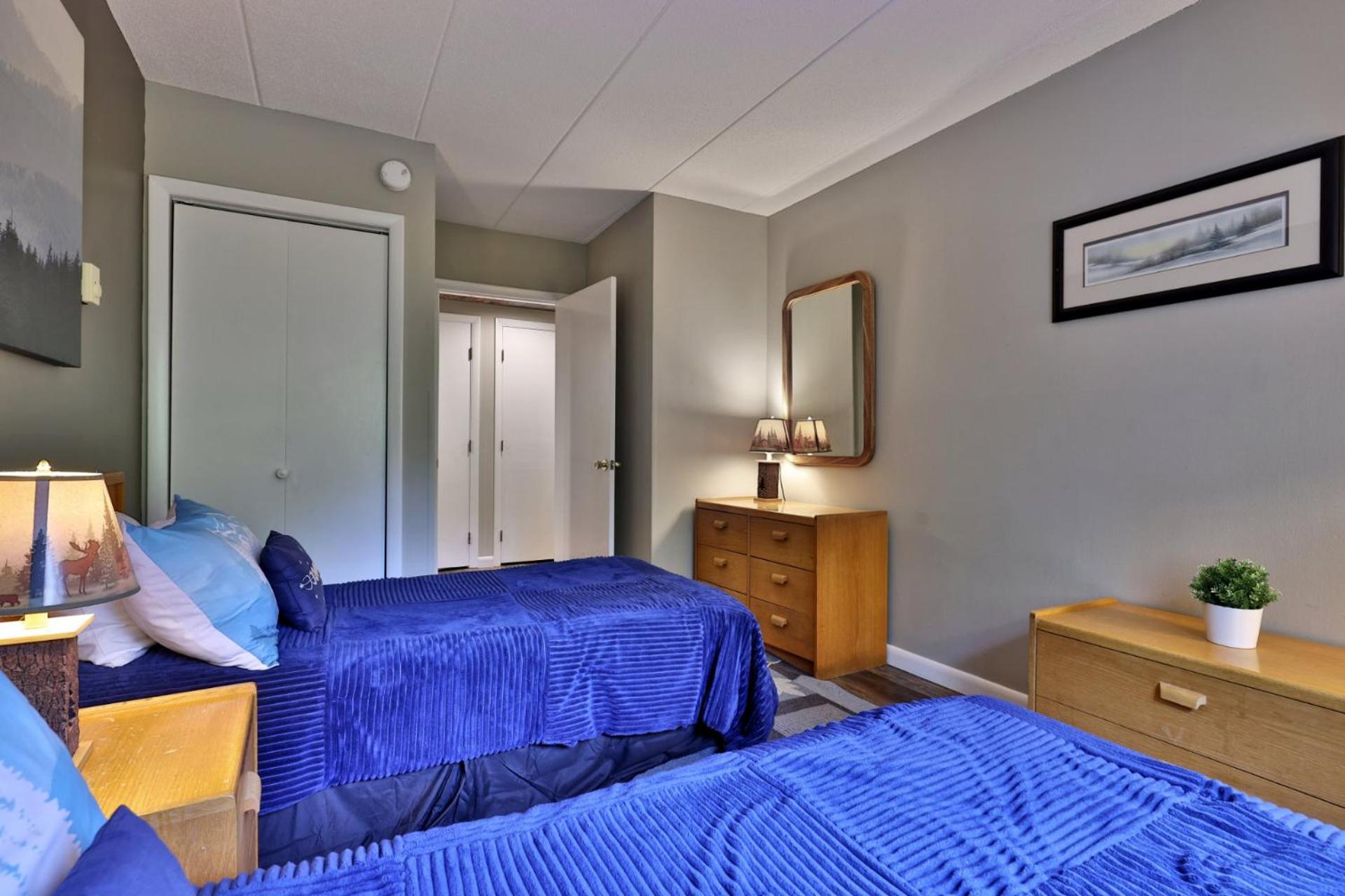 Ski, Hike, Relax - 2BR Killington Condo with Balcony and Free Shuttle
