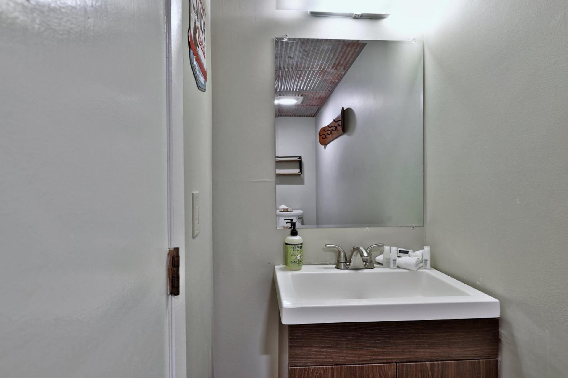 Ski, Hike, Relax - 2BR Killington Condo with Balcony and Free Shuttle