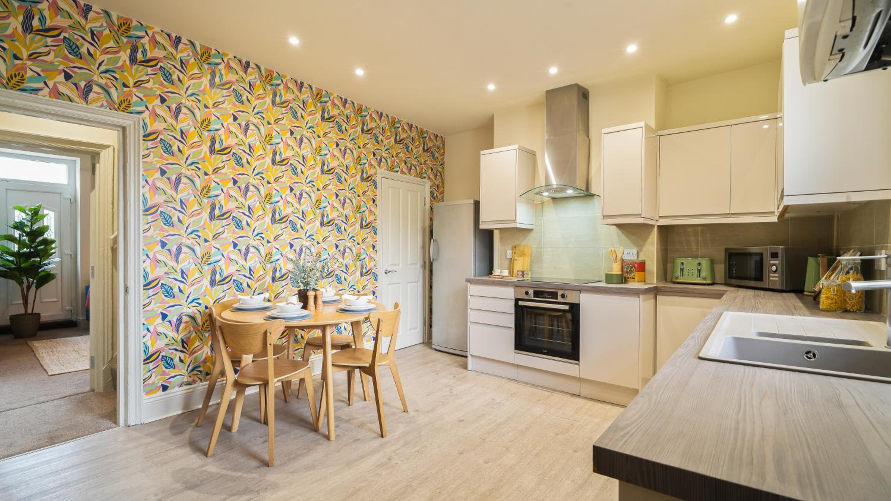 Crookes Gem with Garden & Alpacas Nearby