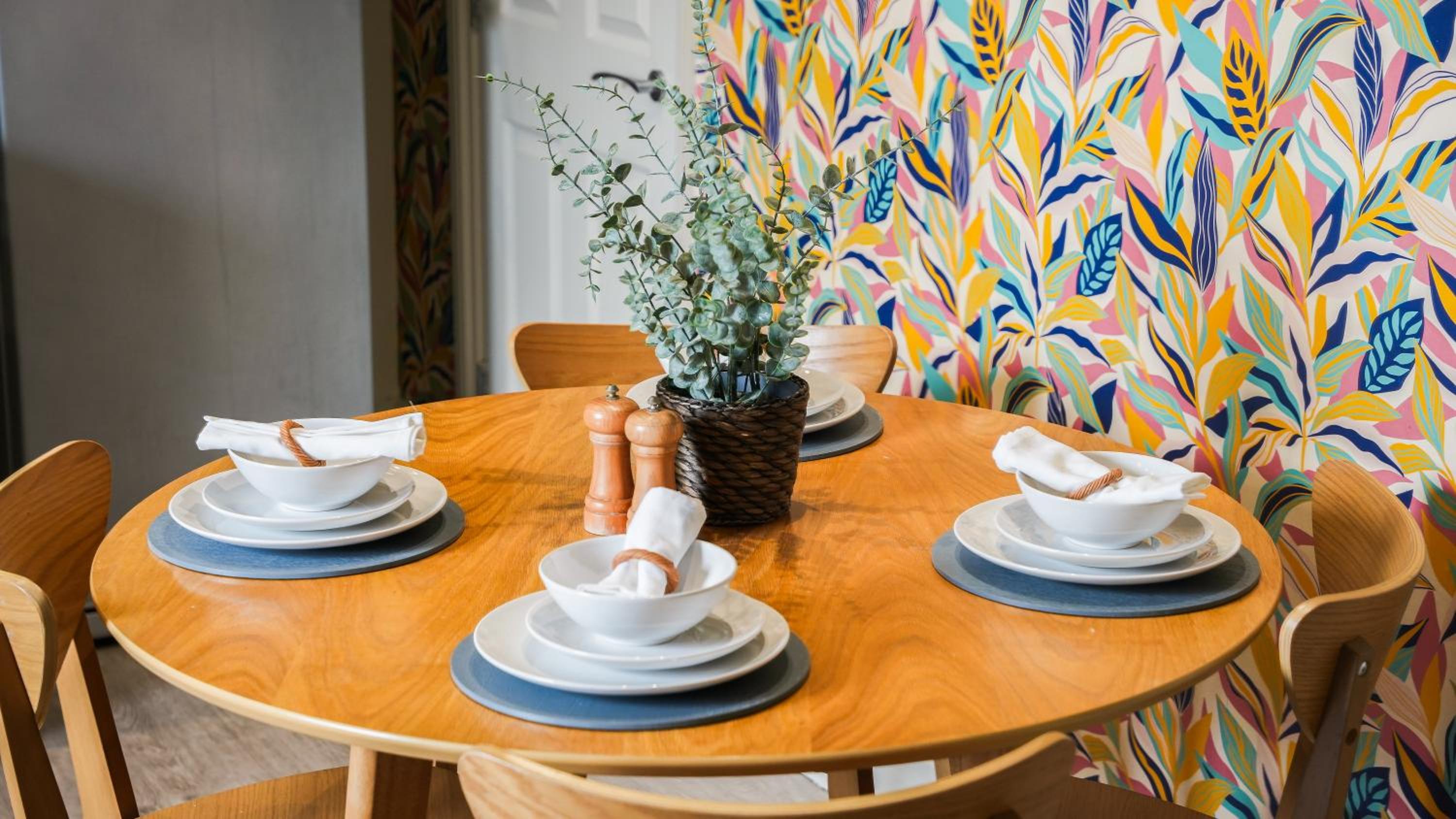 Crookes Gem with Garden & Alpacas Nearby