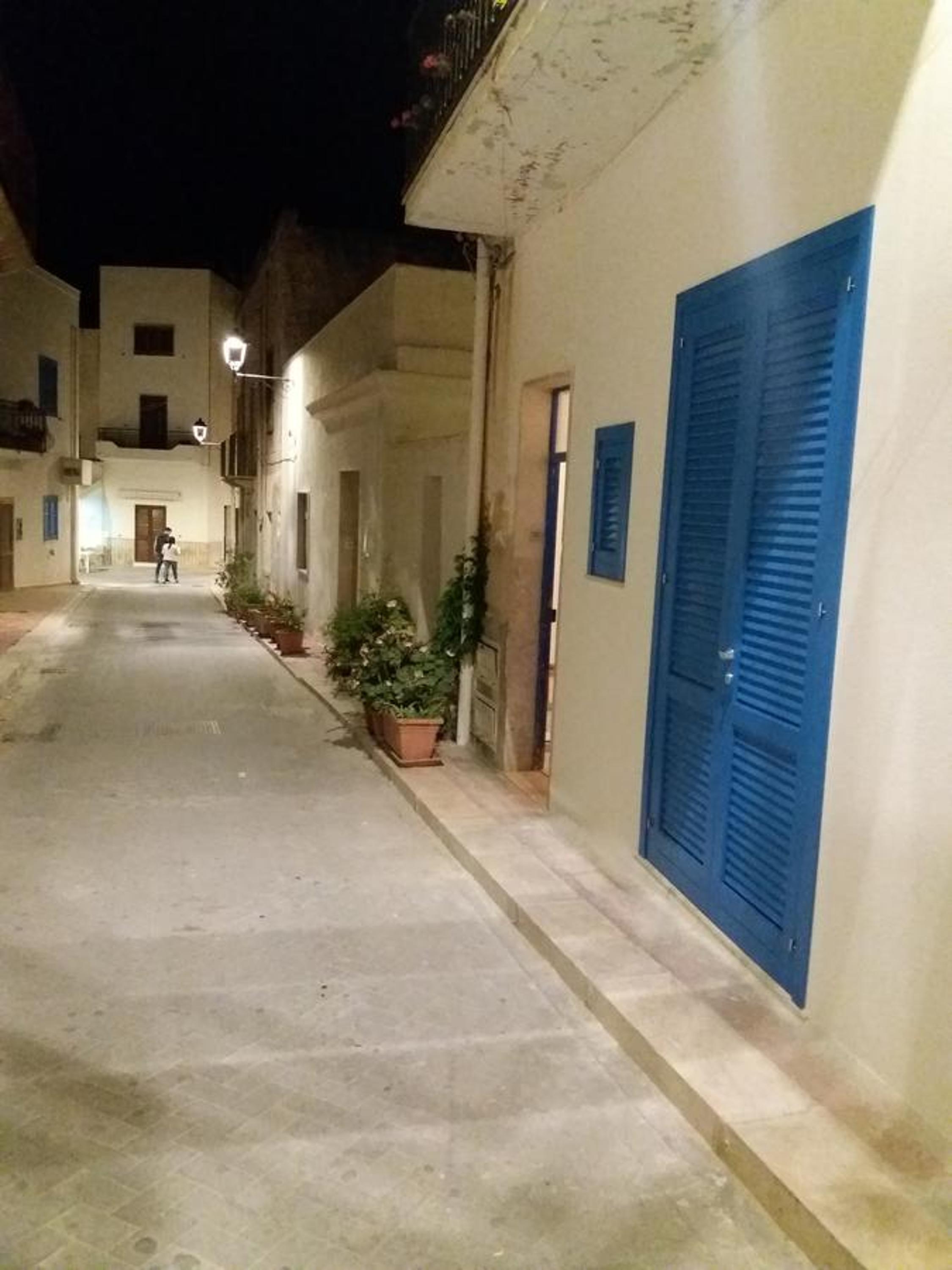 Photo 48