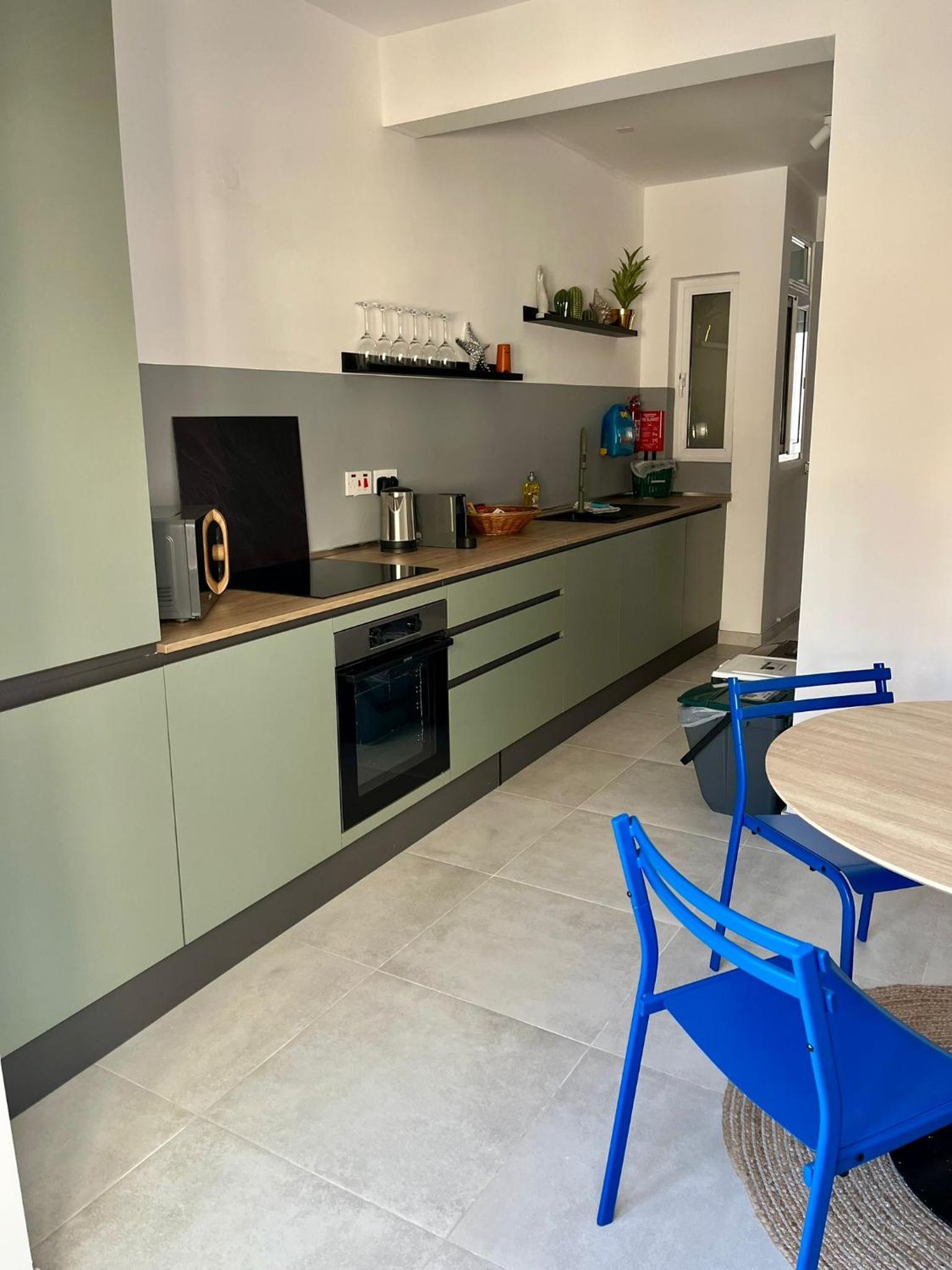 Sea View Duplex - Sliema Centre